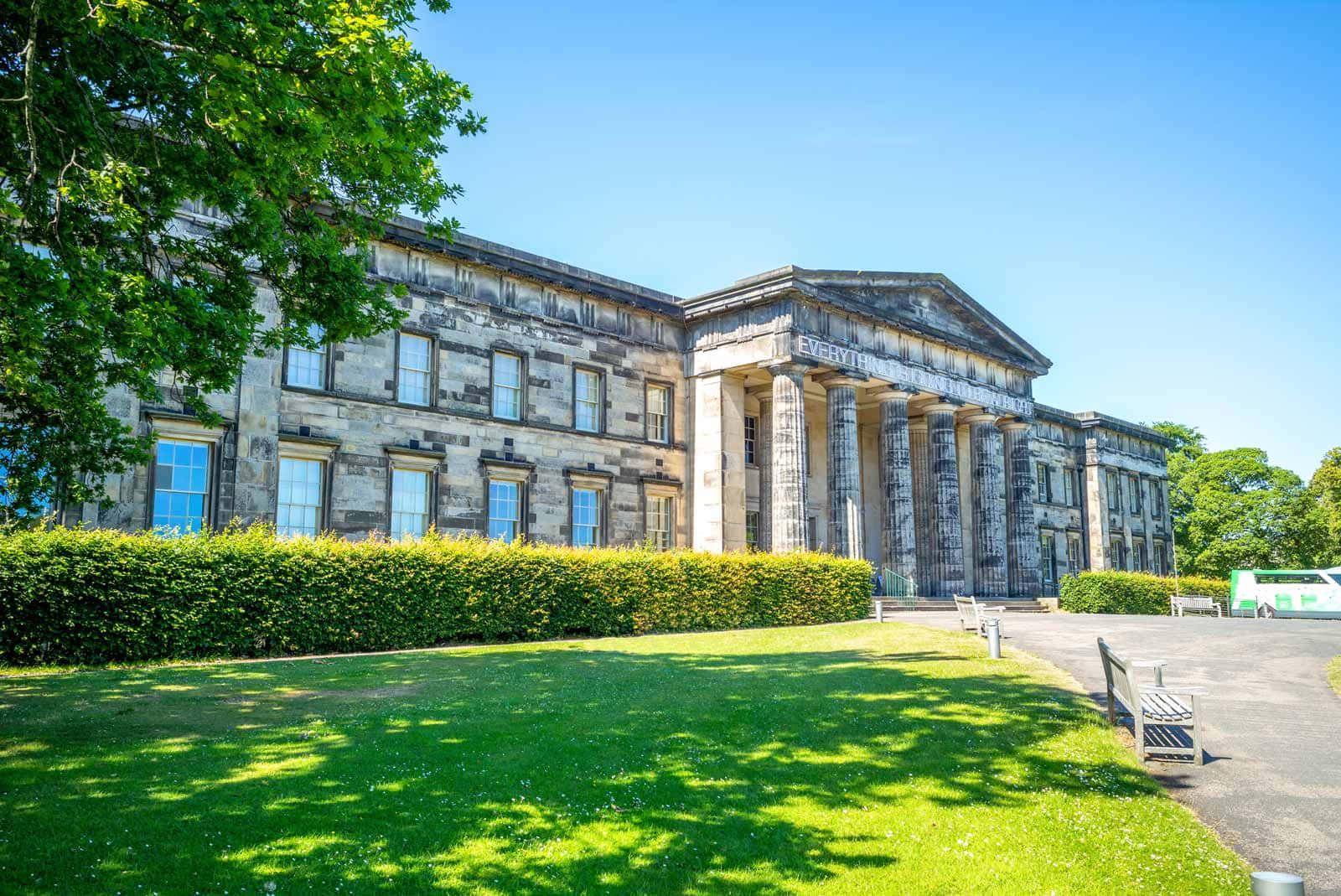 Scottish National Gallery Of Modern Art Summer Day Wallpaper