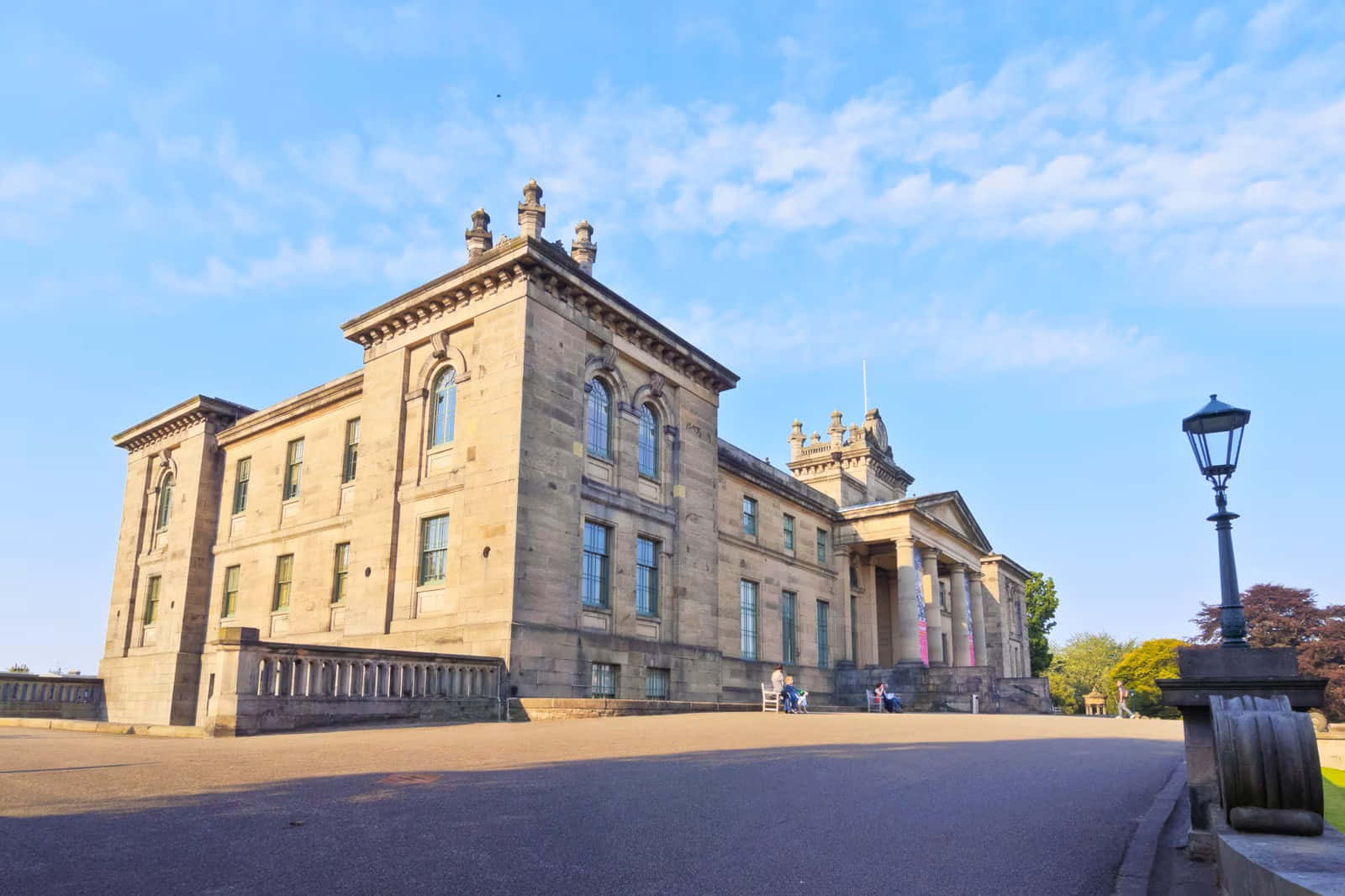 Scottish National Galleryof Modern Art Exterior Wallpaper