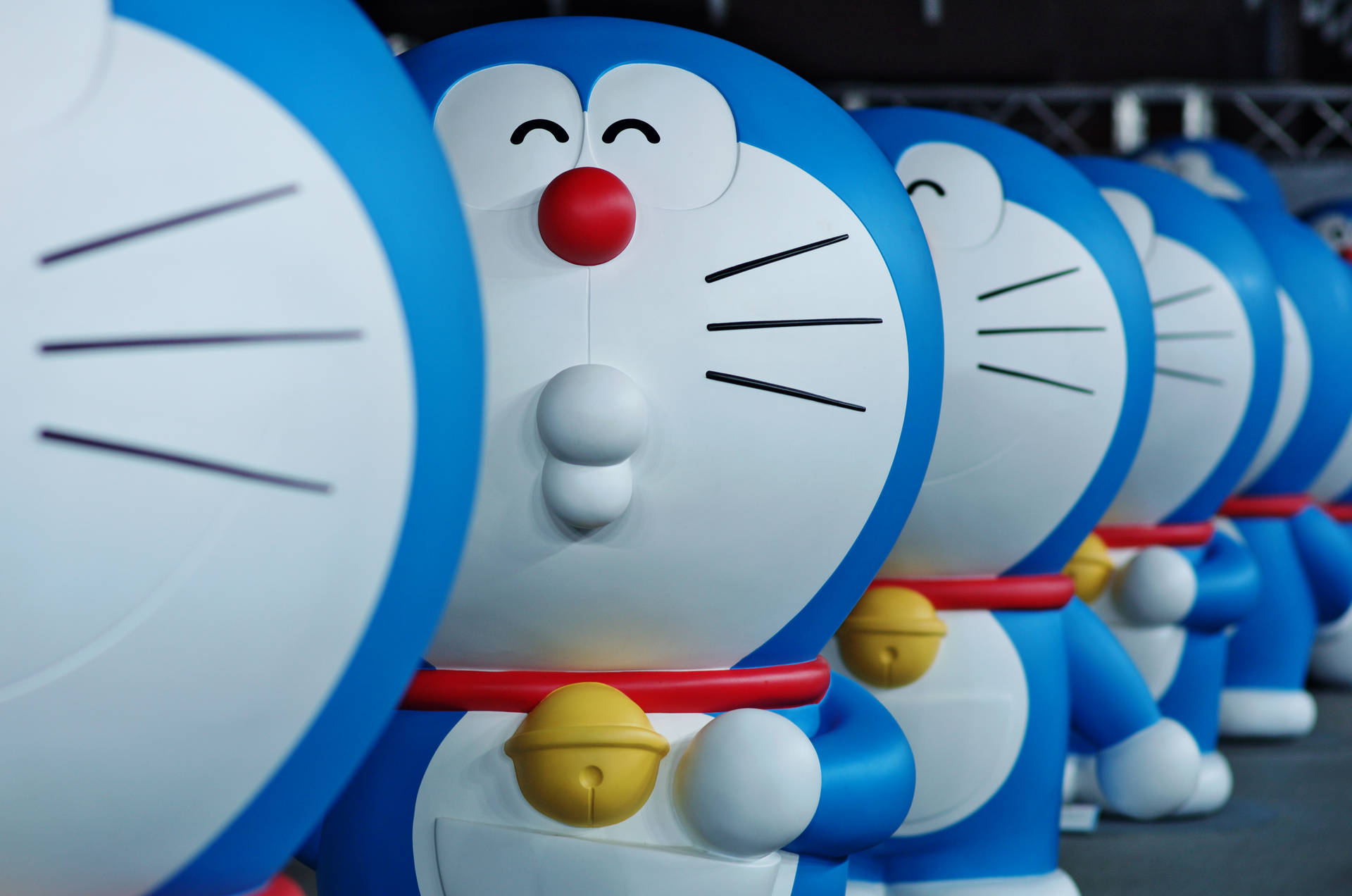 Skulpturenvon Doraemon In 4k Wallpaper