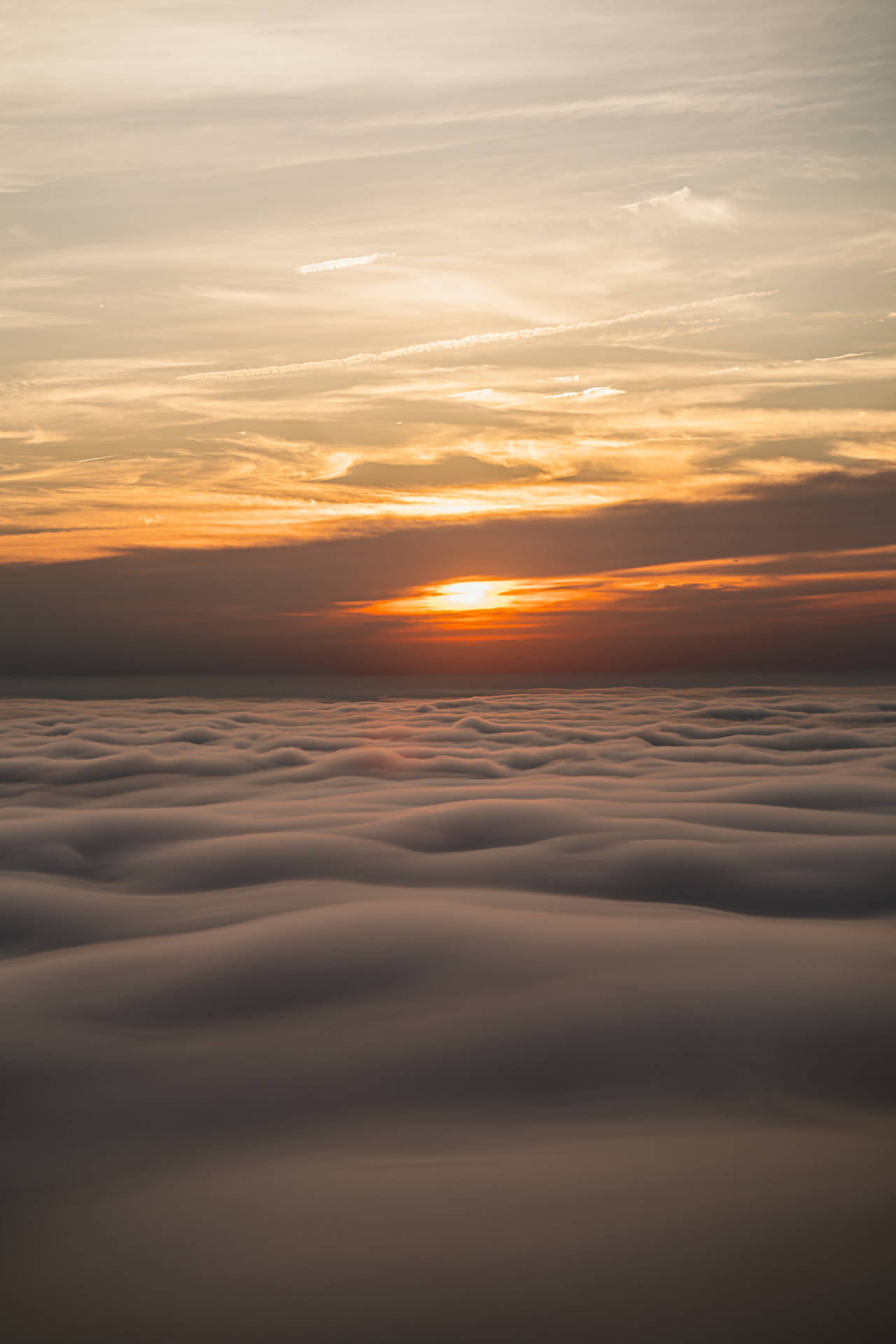 Hintergrundmeer Aus Wolken Wallpaper