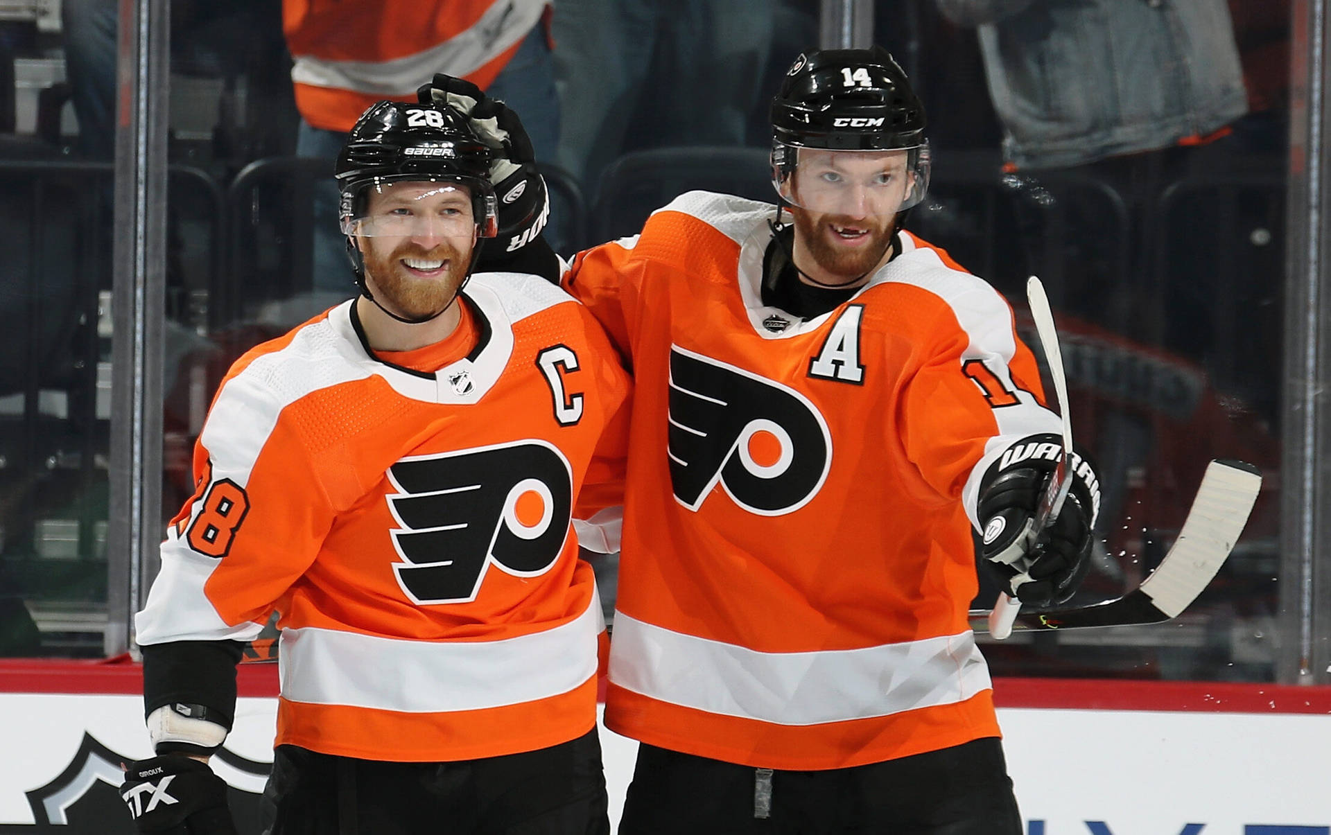 Sean Couturier And Teammates Wallpaper