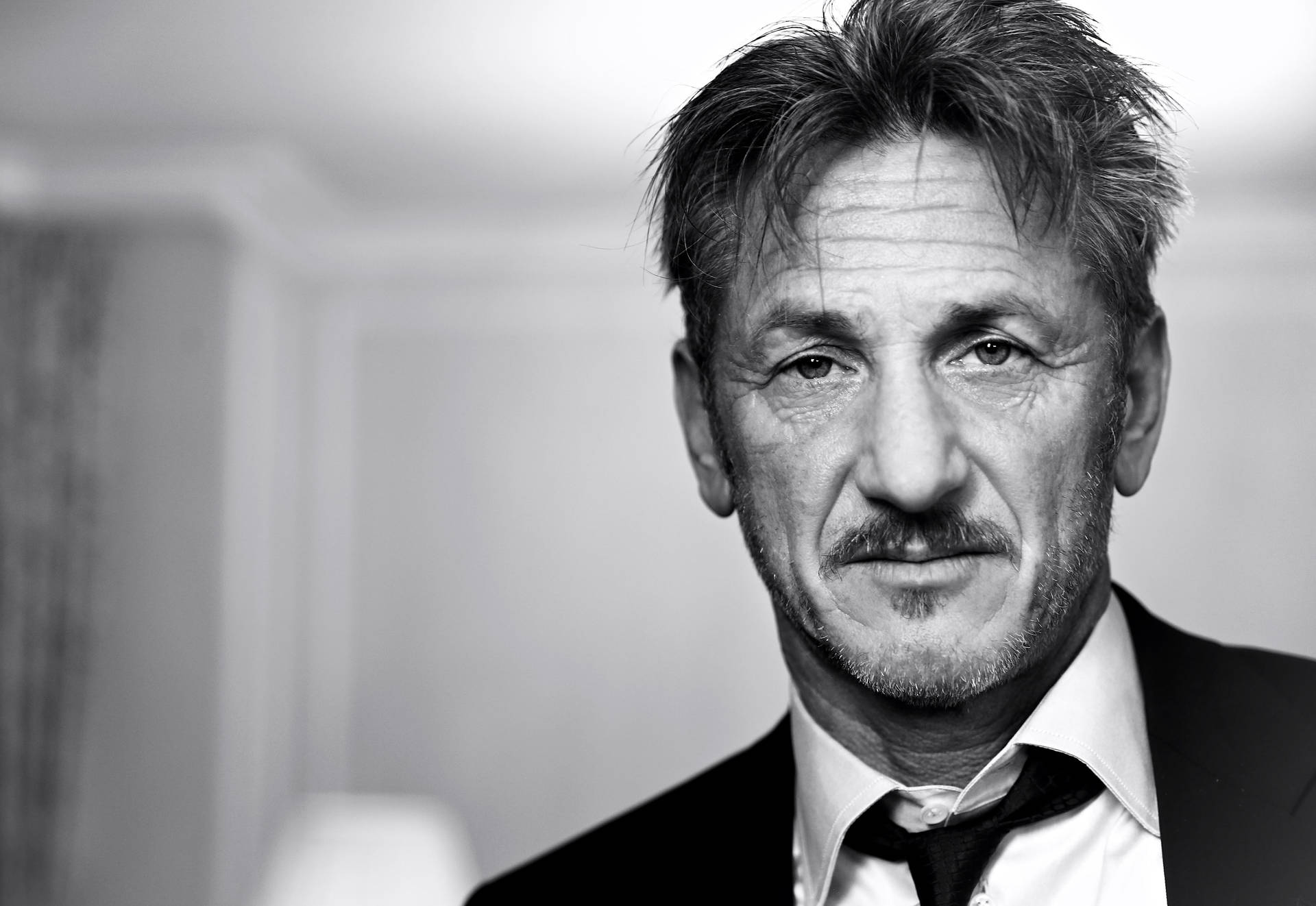 Sean Penn Portrait In Black And White Wallpaper