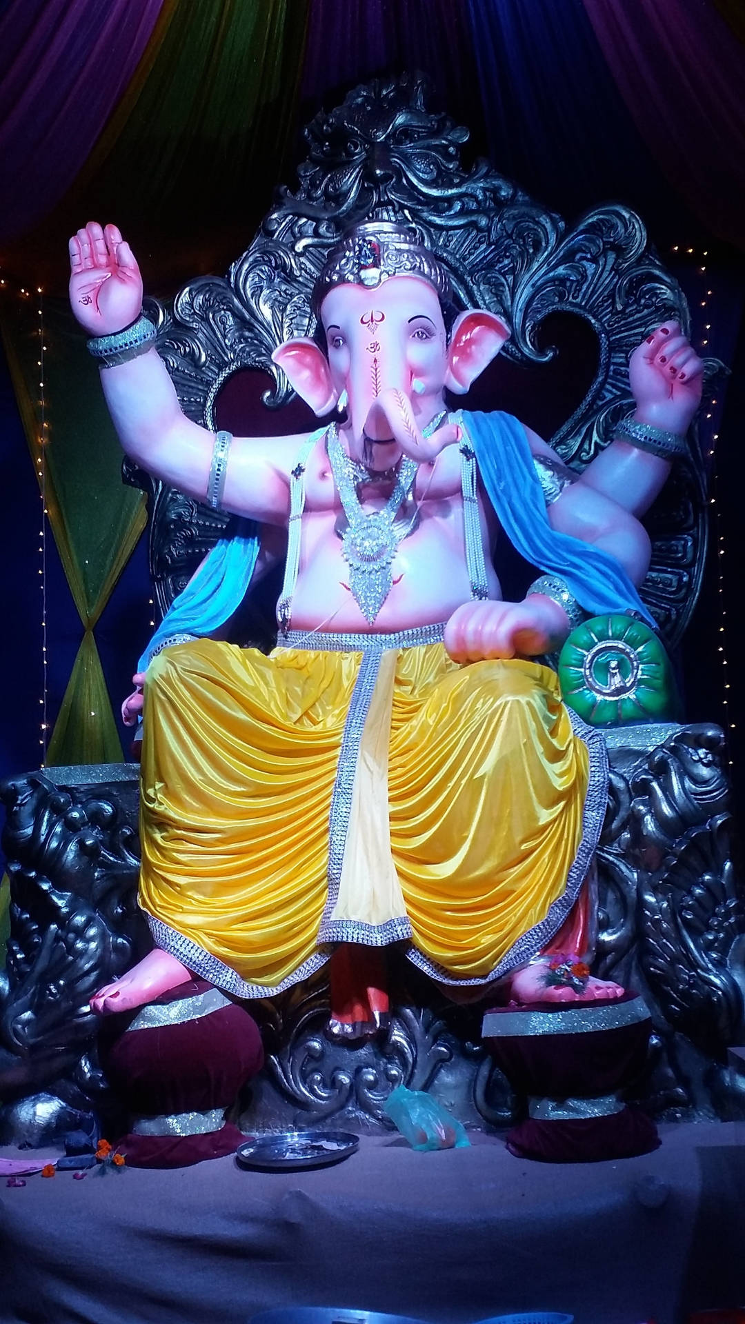Bakgrundsbildtill Datorn Eller Mobilen: Sittande Ganesh I Full Hd. Wallpaper