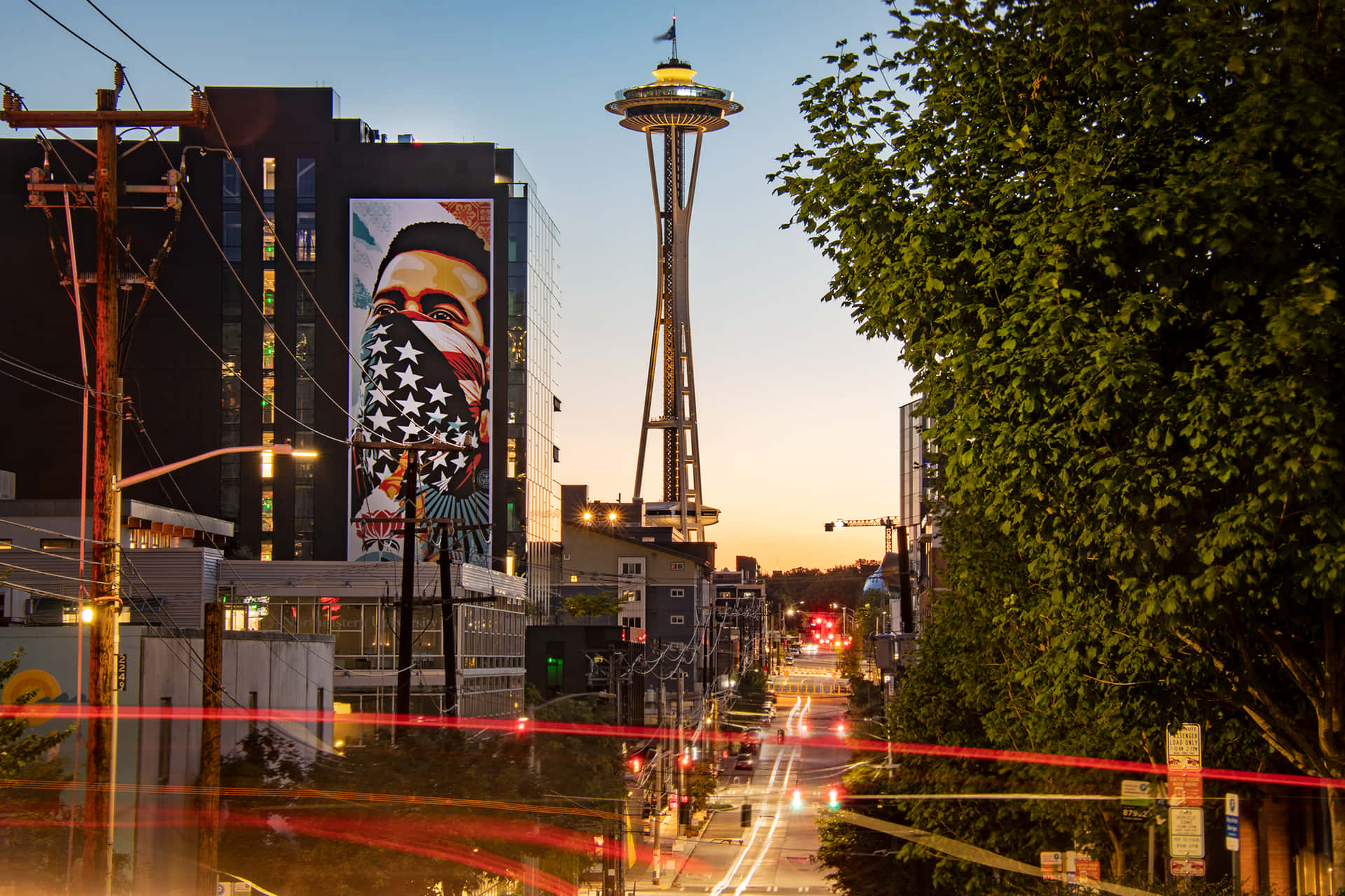 Seattle Space Needle Og Mural Ved Skumring Bakgrunnsbildet