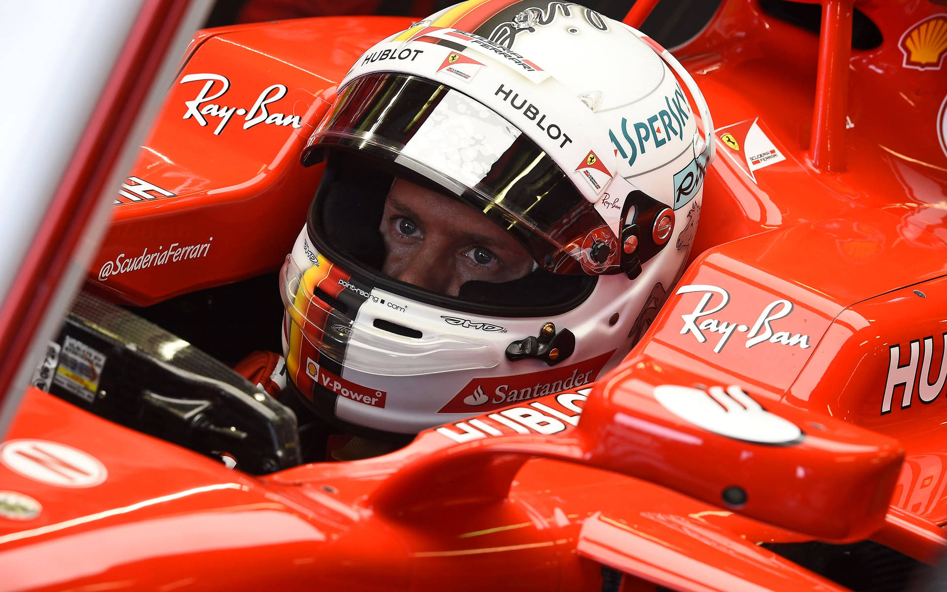 Sebastian Vettel i et racerbil Wallpaper