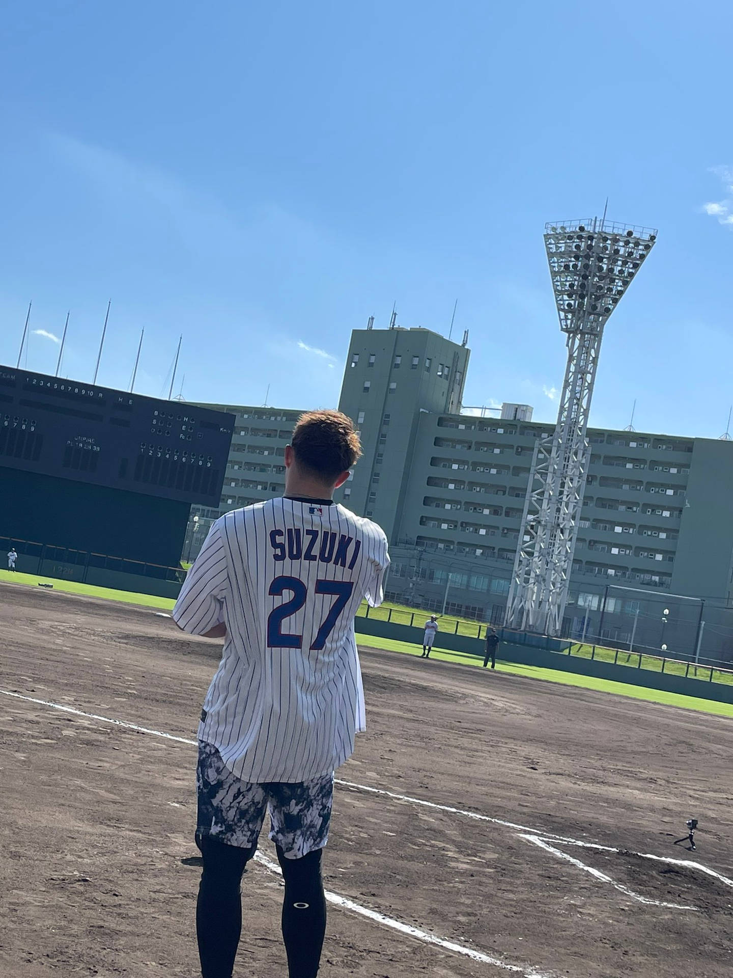 Japanese Baseball Star Seiya Suzuki Trains with the Chicago Cubs