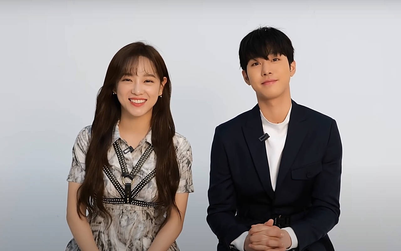 Sejeong And Hyo-seop Business Proposal Interview Wallpaper