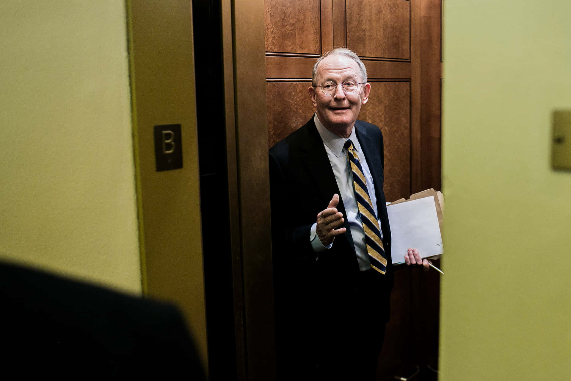 Senator Lamar Alexander In A Suit, Delivering A Speech Wallpaper