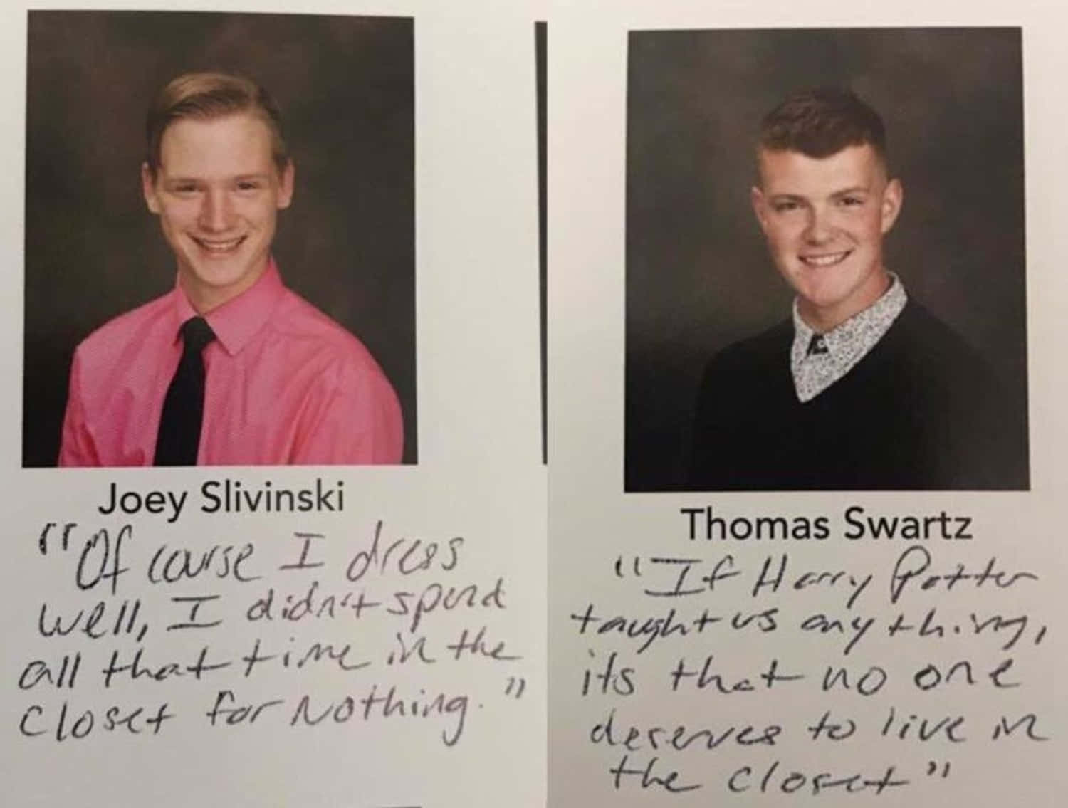 To drenge med deres navne på deres skoleårbøger