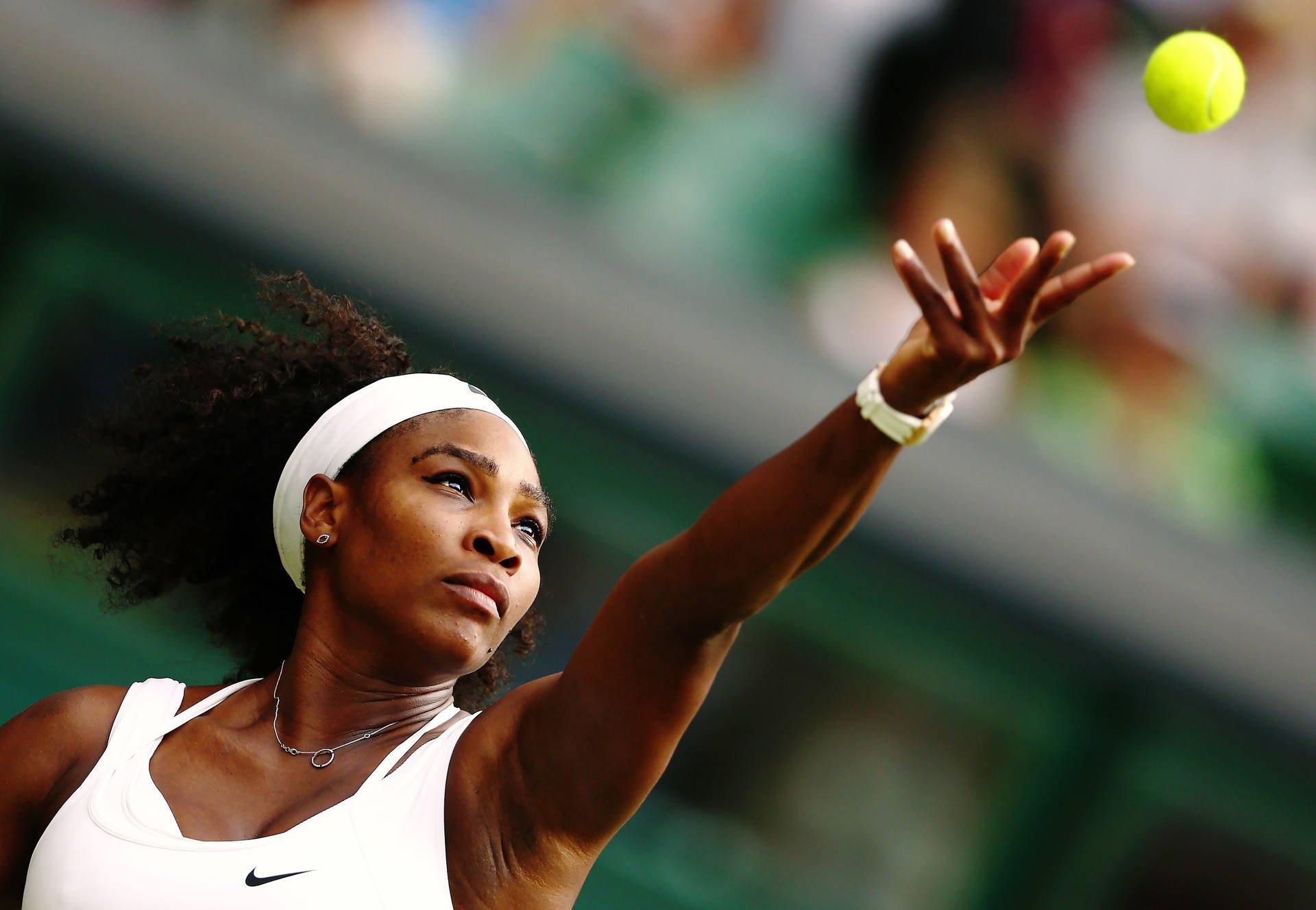 Serena Williams Tennis Serve Wallpaper