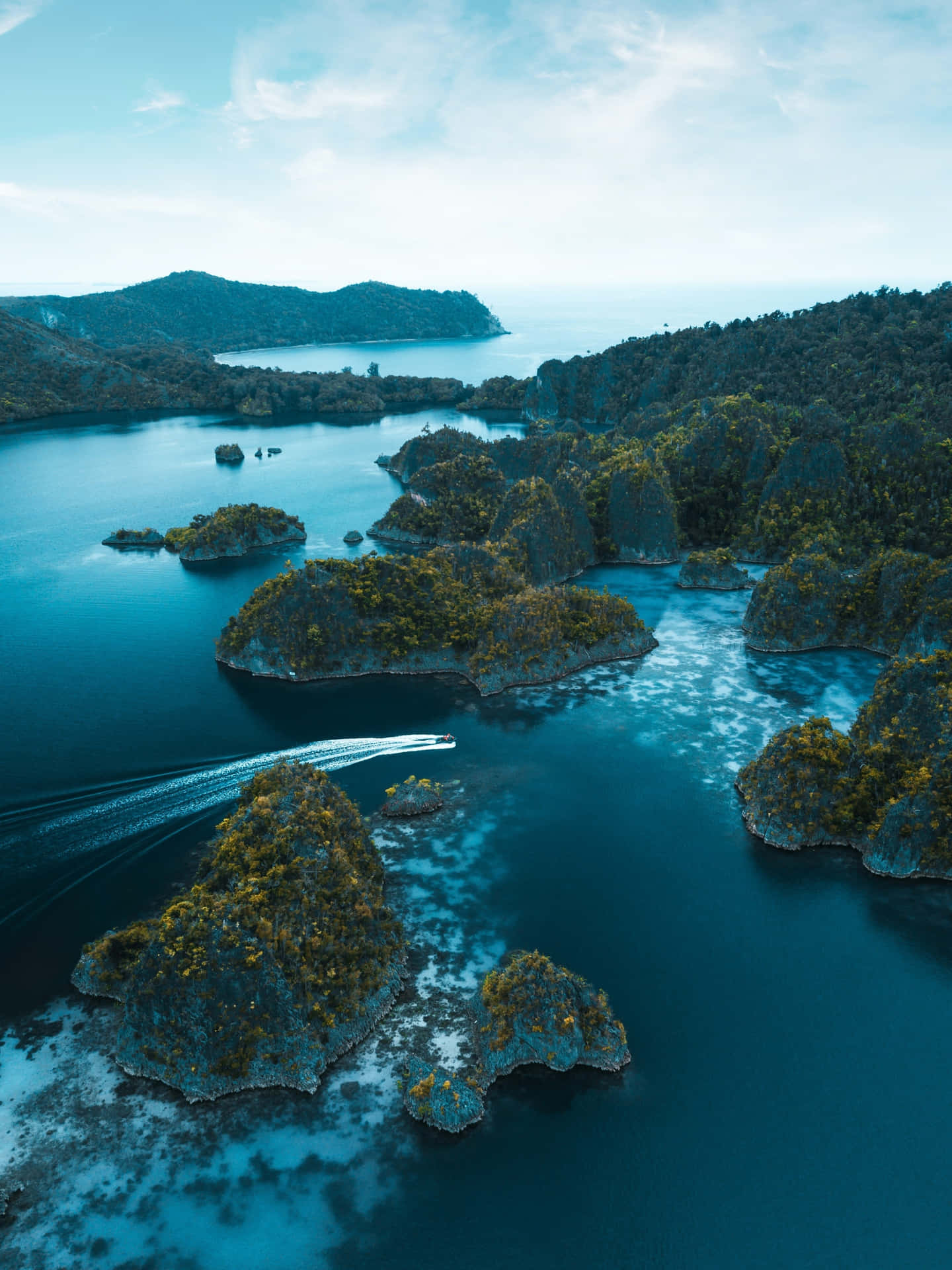 Serene Archipelago Aerial View Wallpaper