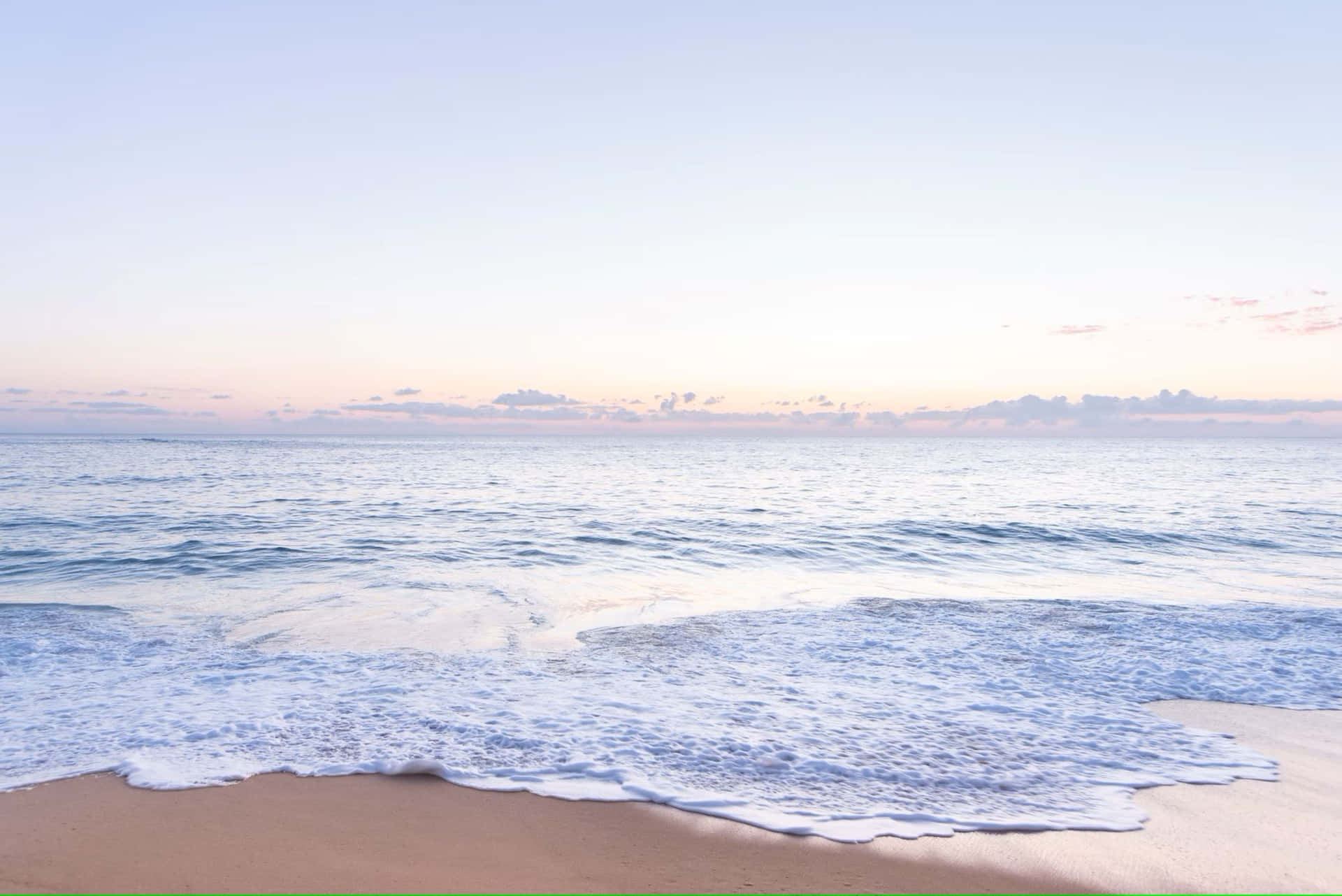 Serene Beach Sunrise Wallpaper