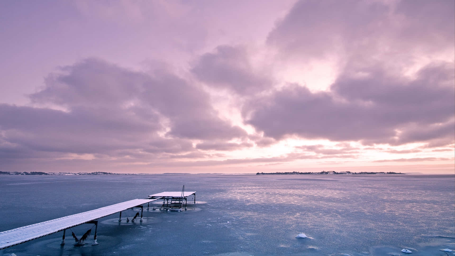 Serene Icy Sea Landscape Wallpaper