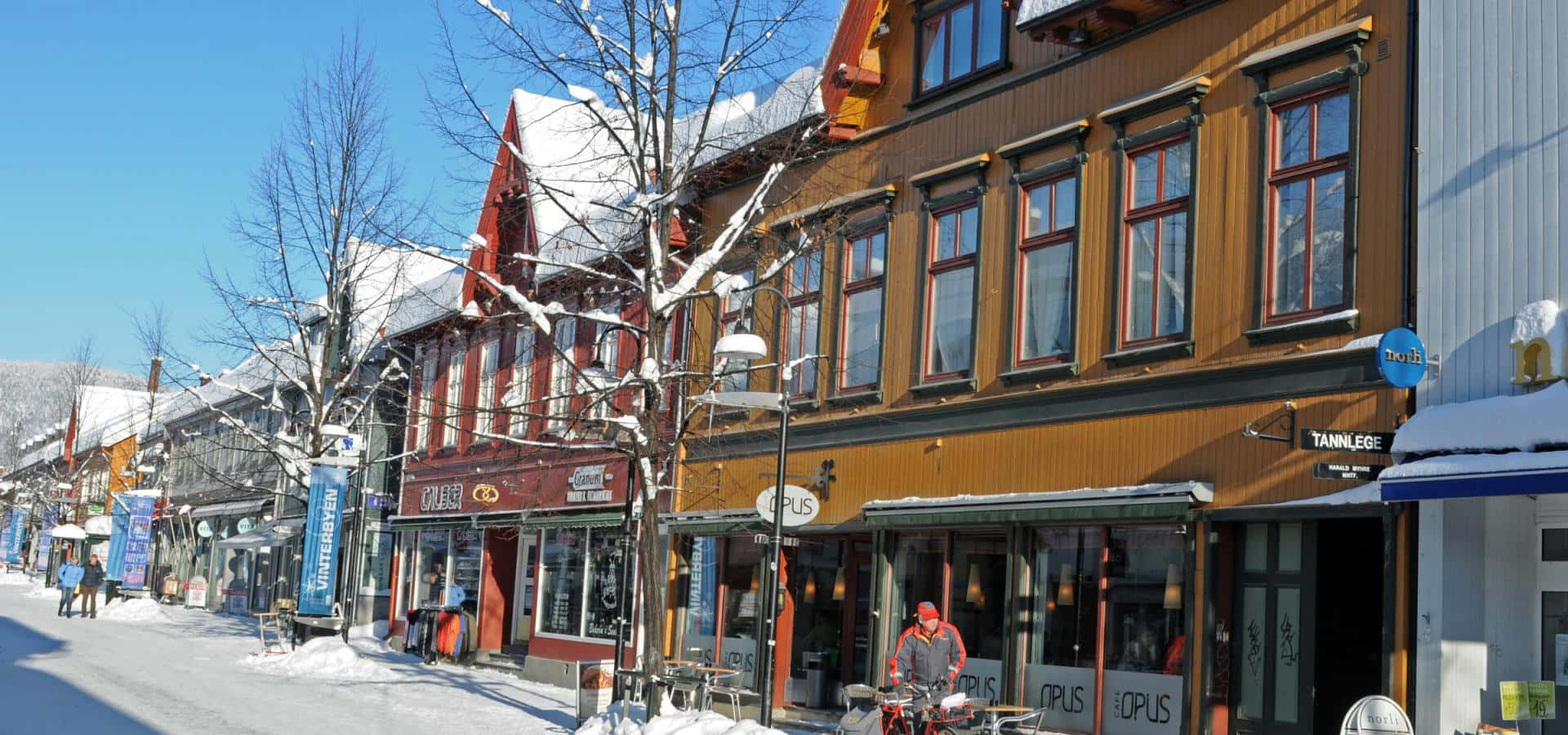 Serene Winter Scene In Lillehammer Wallpaper
