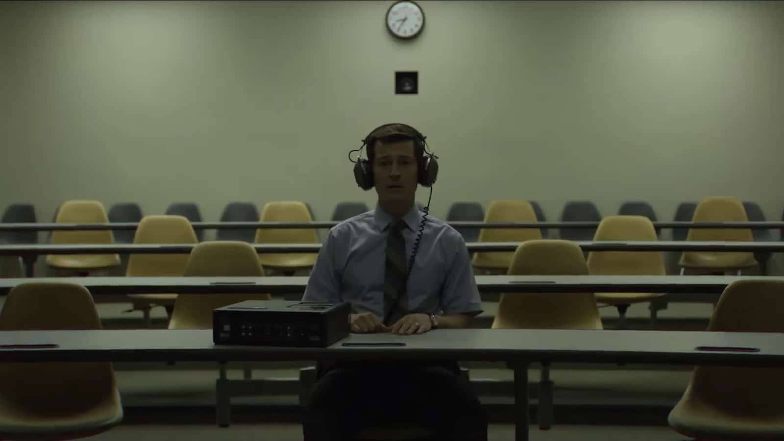 Caption: Unforgettable Scenes from the Mindhunter Series Wallpaper