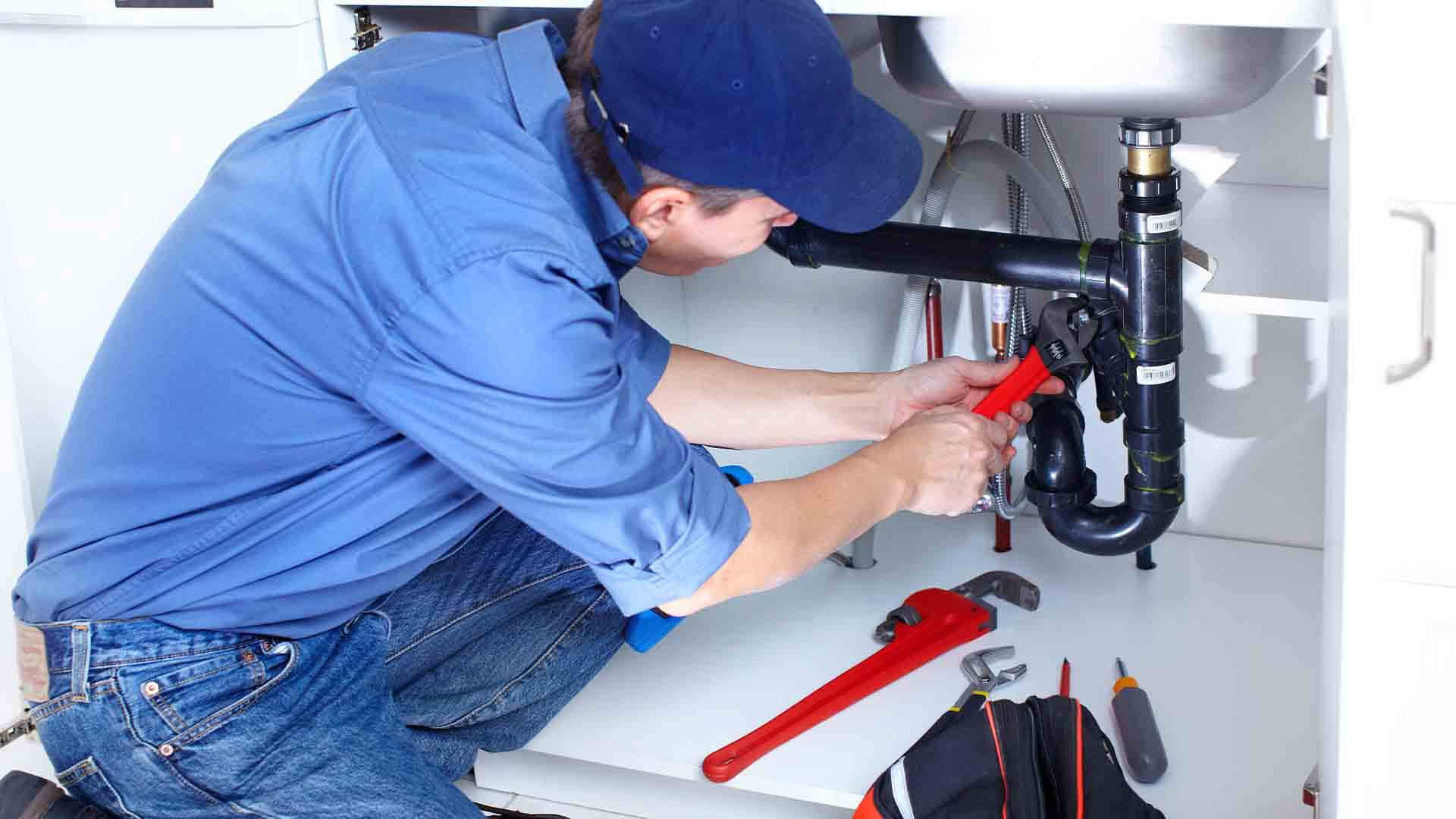 Service Plumber Plumbing System Maintenance Wallpaper