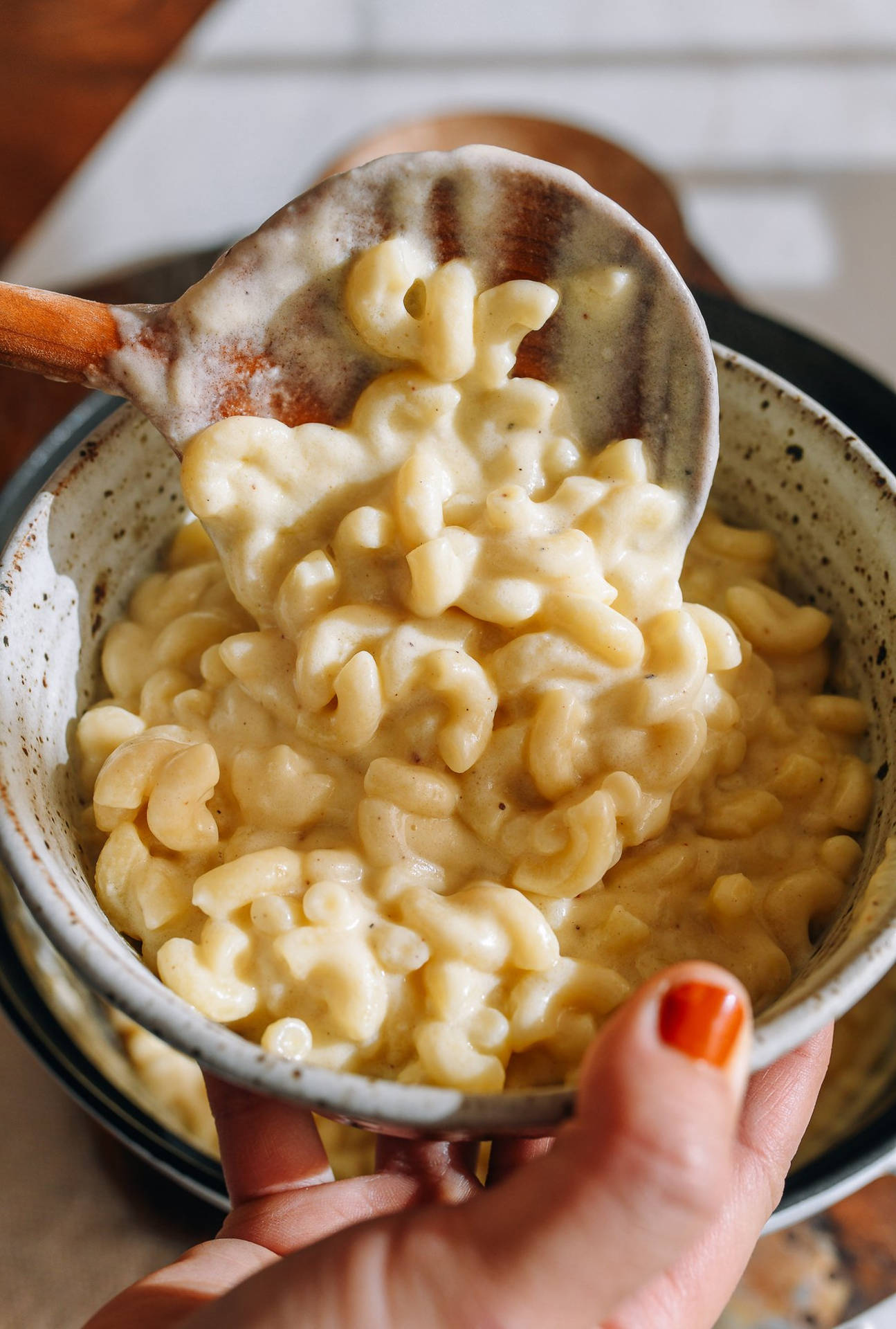 Serving Mac And Cheese Wallpaper