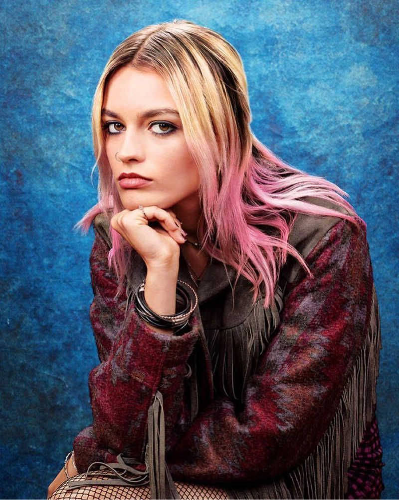 Sex Education Maeve Wiley Pink Hair Background