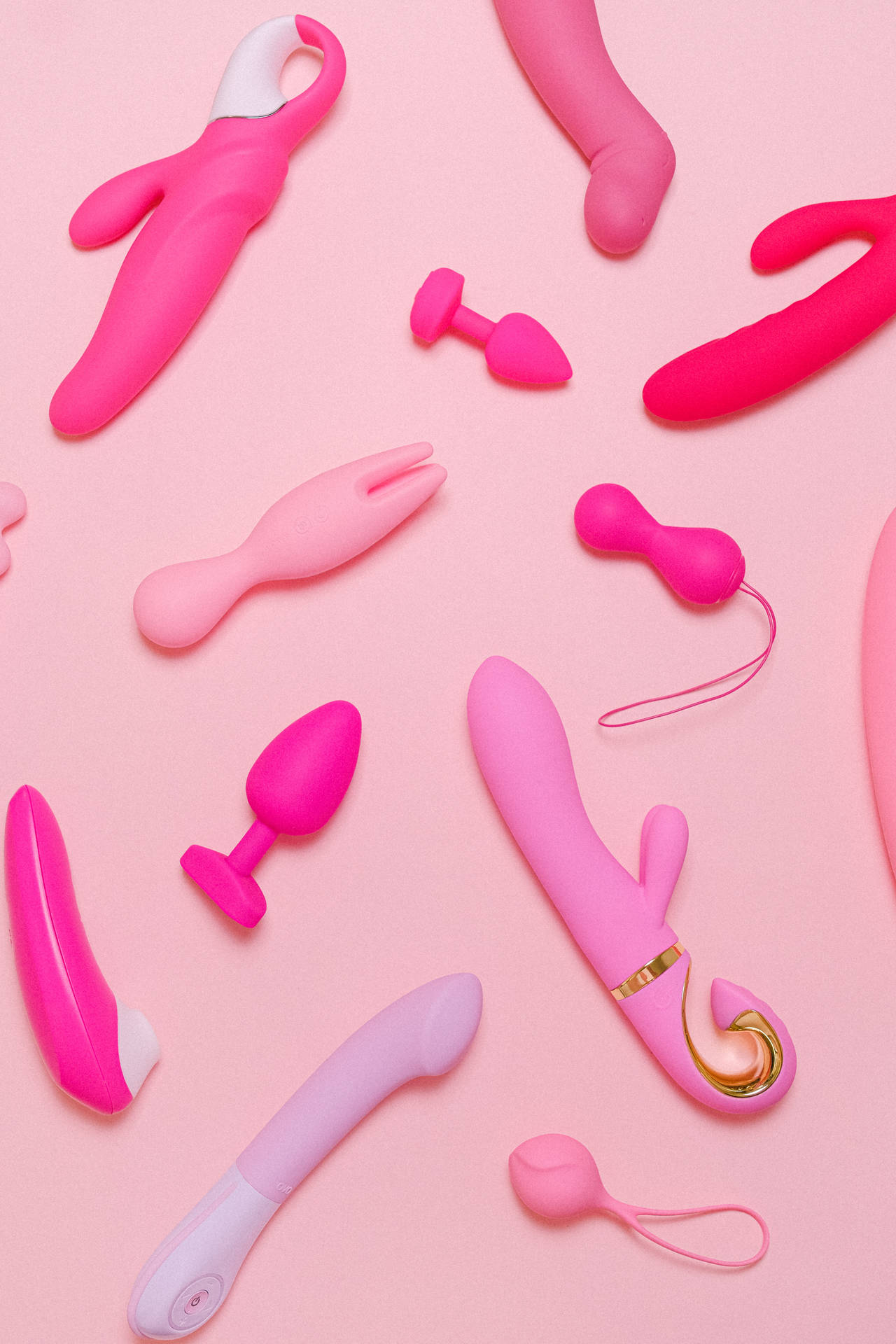 On Wallpaper - Seksuelle Sexlegetøj på Tapet Wallpaper