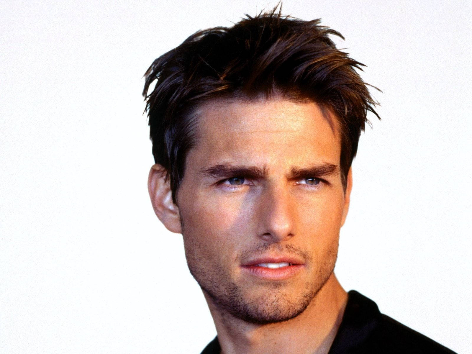 Sexy Celebrity Tom Cruise Wallpaper