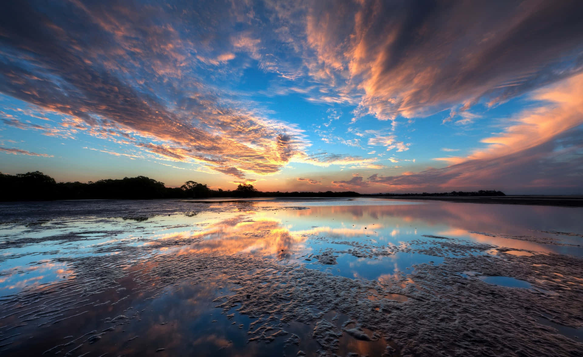 Sfondodel Cielo Al Tramonto