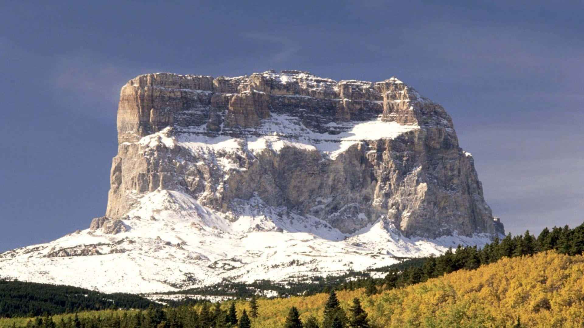 Sfondomaestoso Paesaggio Montano Del Montana