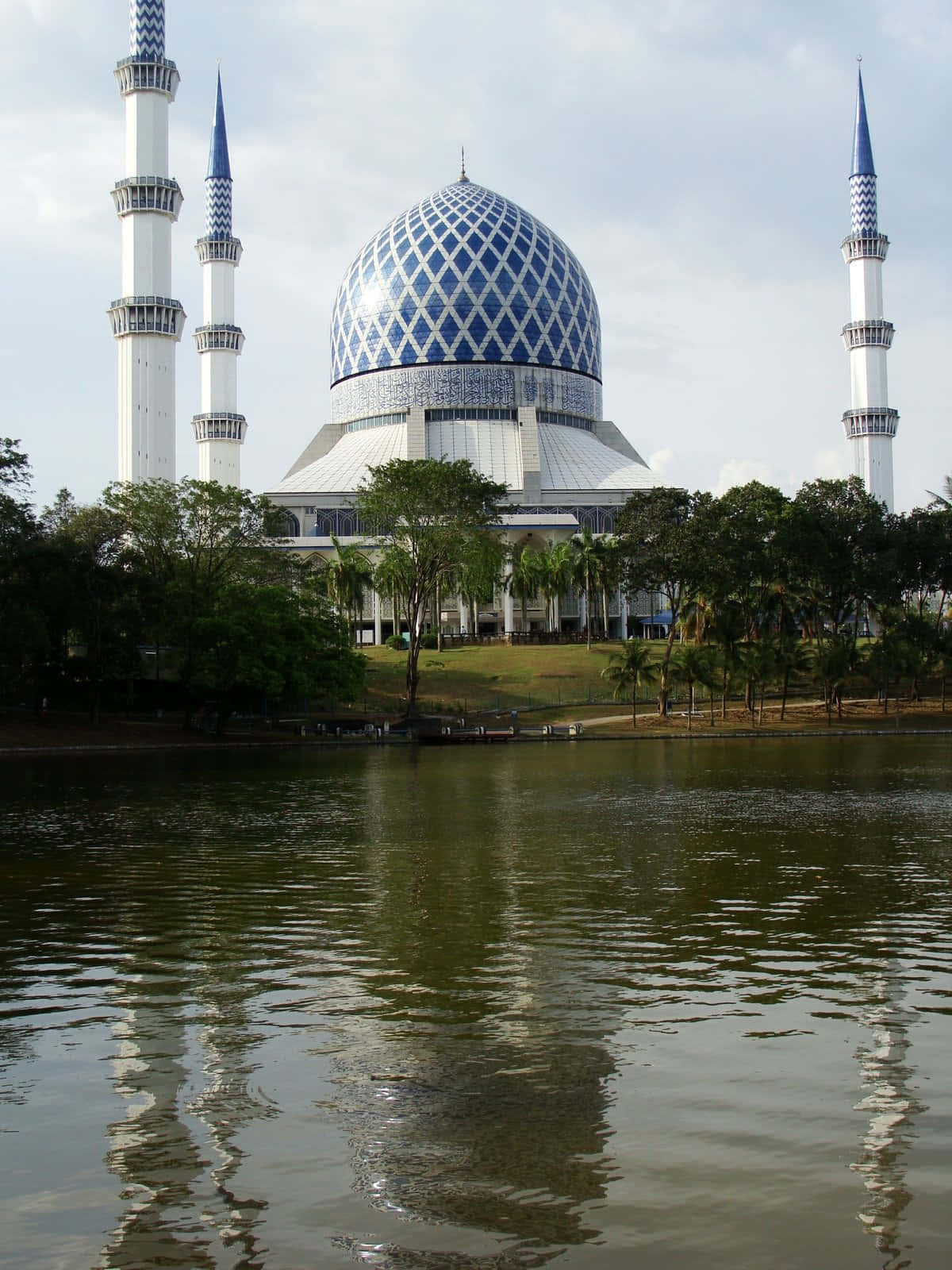 Shah Mosque From A Distance Wallpaper