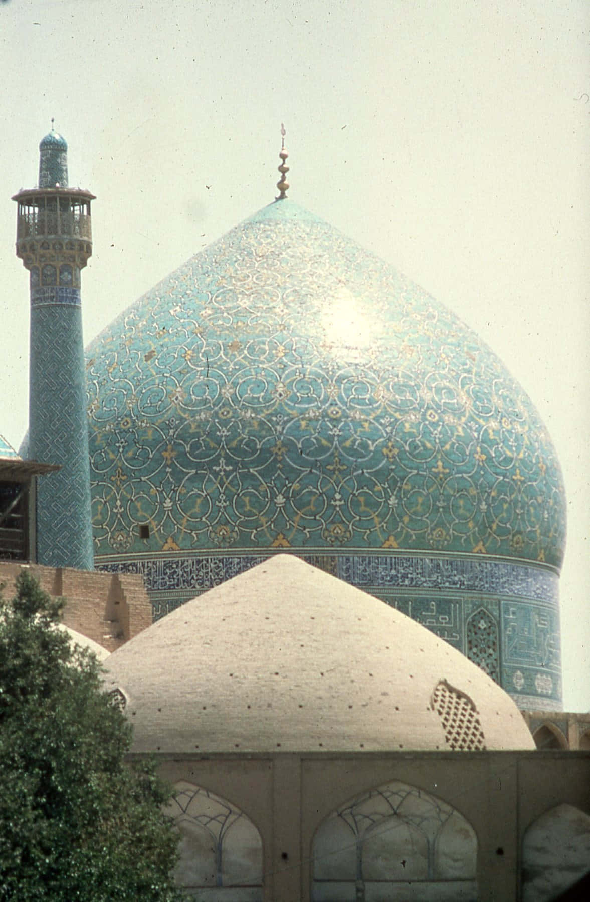 Shah Mosque's Roofing Design Wallpaper