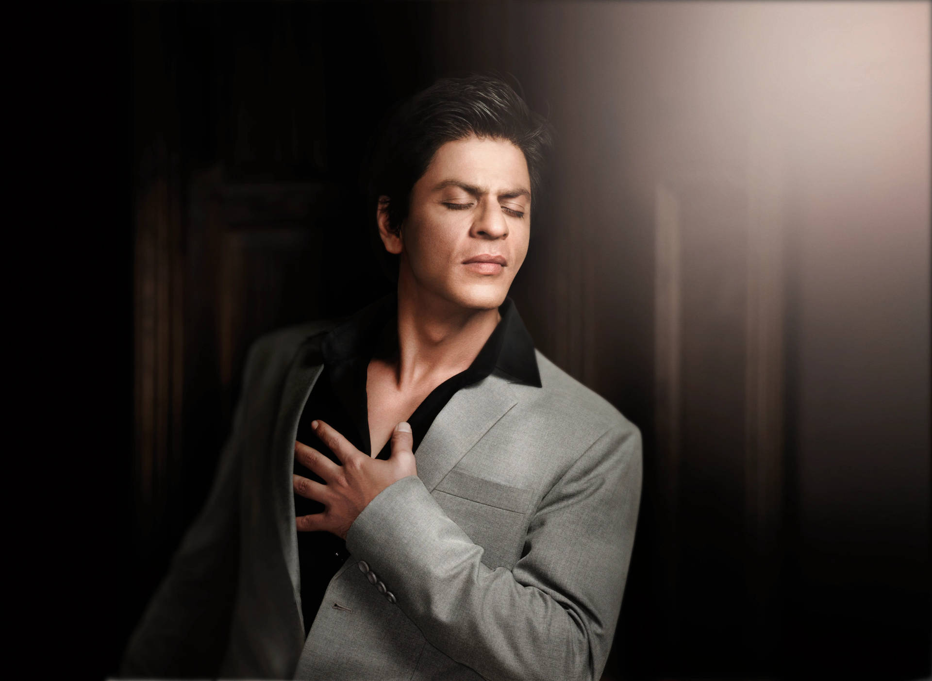 Shah Rukh Khan Bollywood HD  Vægudsmykninger Wallpaper