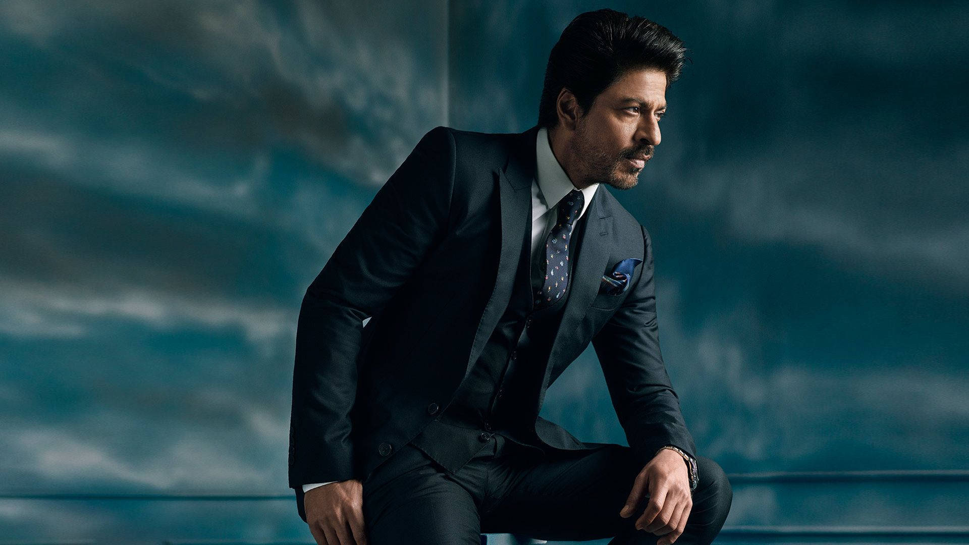 Shah Rukh Khan GQ Tuxedo Outfit Wallpaper