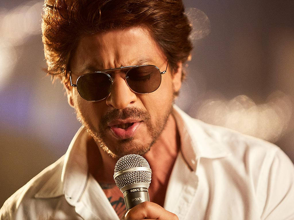 Shahrukh Khan HD Singing Wallpaper