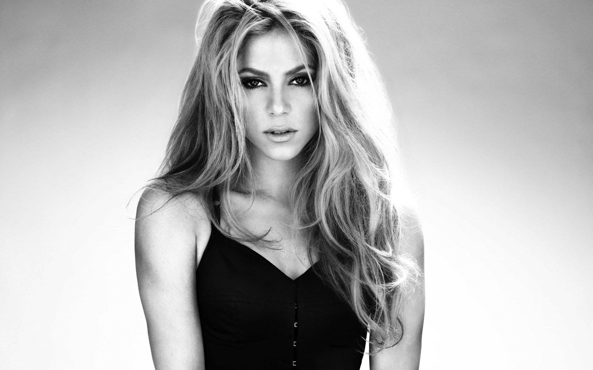 Shakiraschwarz-weiß Wallpaper