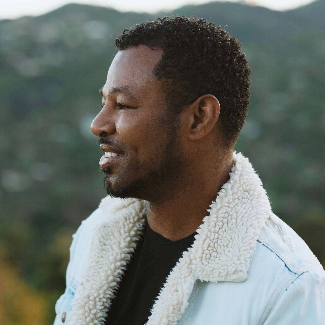 Shane Mosley In Wooly Jacket Wallpaper