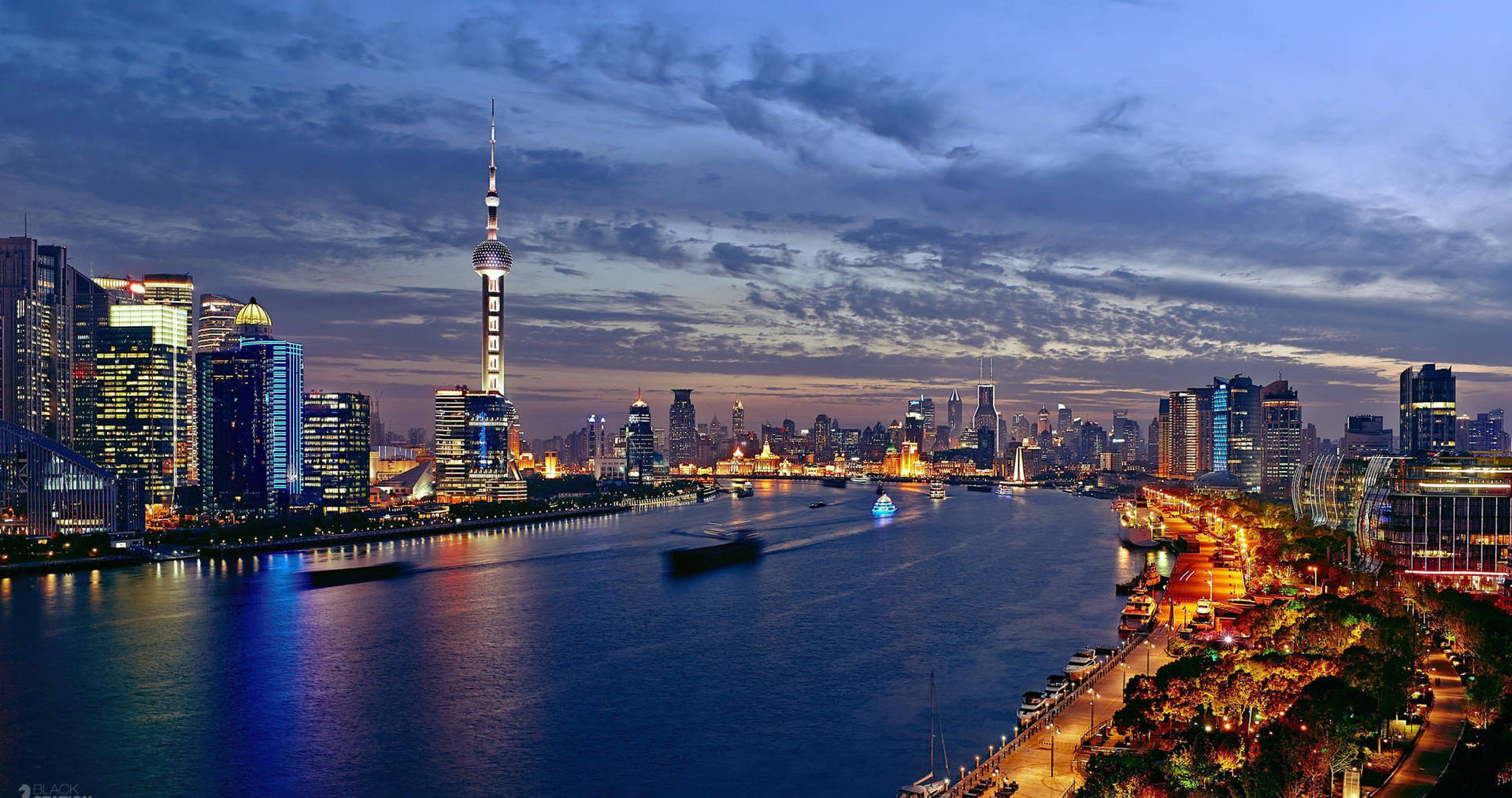 Shanghaiwaterfront Modernt Stad - Dator- Eller Mobilbakgrund. Wallpaper