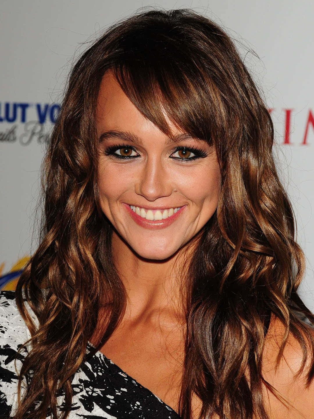 Sharni Vinson Smiling Portrait Wallpaper