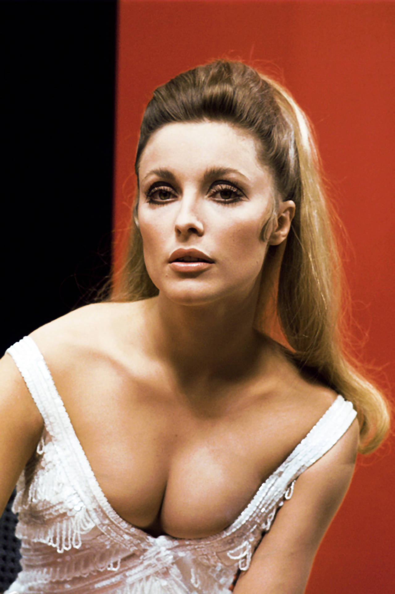 Sharontate Vågade Outfit Wallpaper