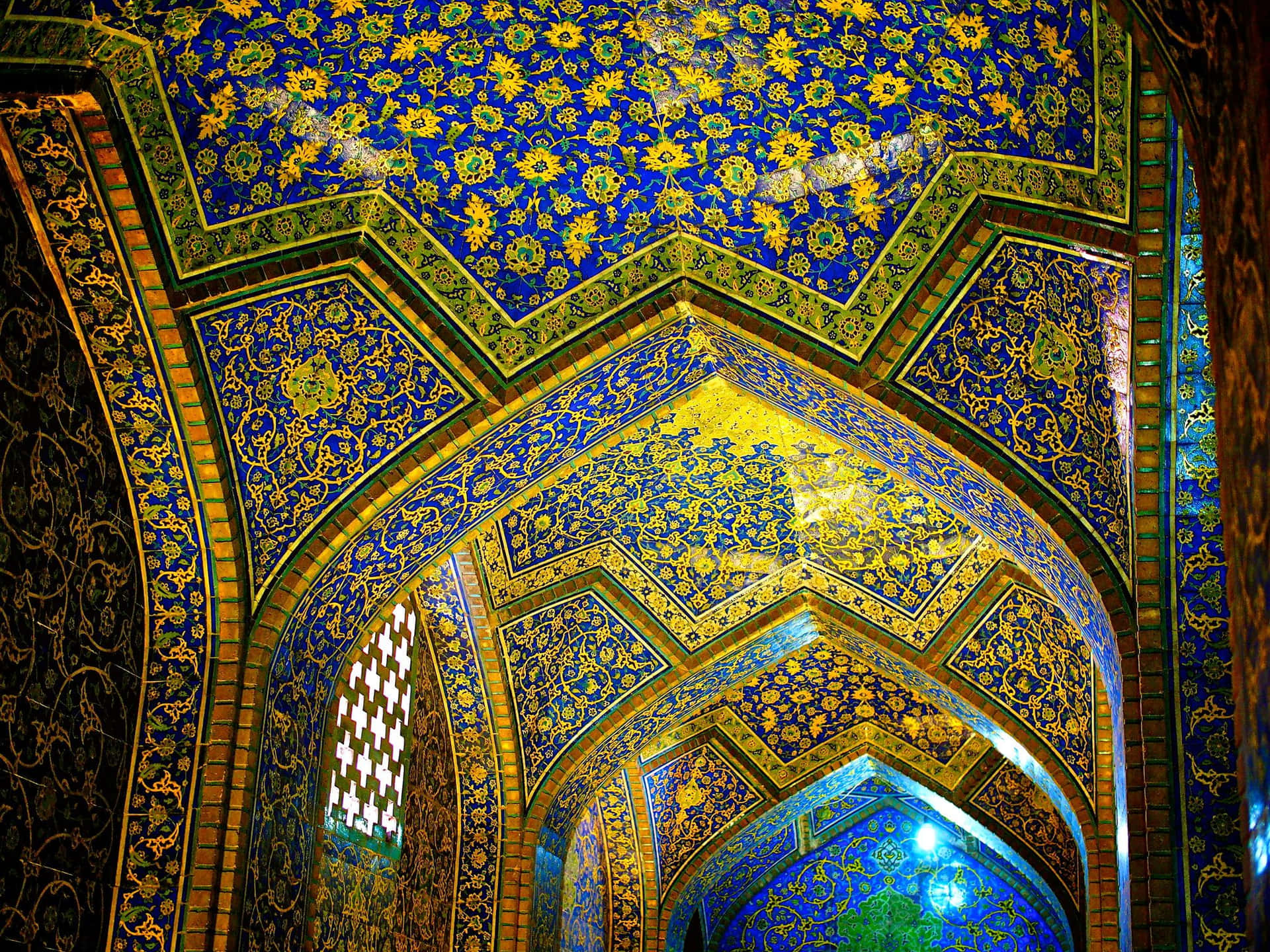 Sheikh Lotfollah Mosque Isfahan Wallpaper