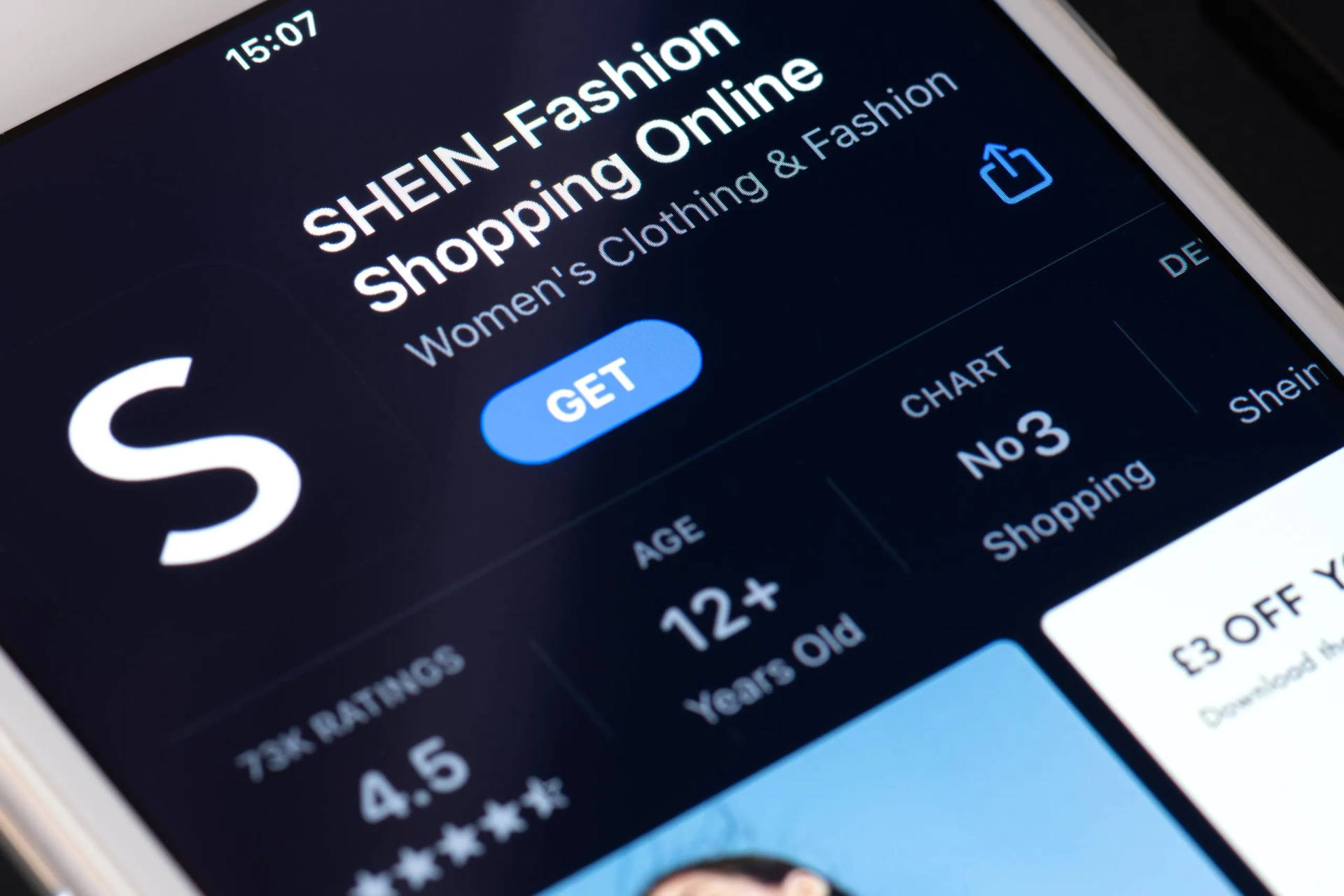 Shein Shopping Mobile App Wallpaper