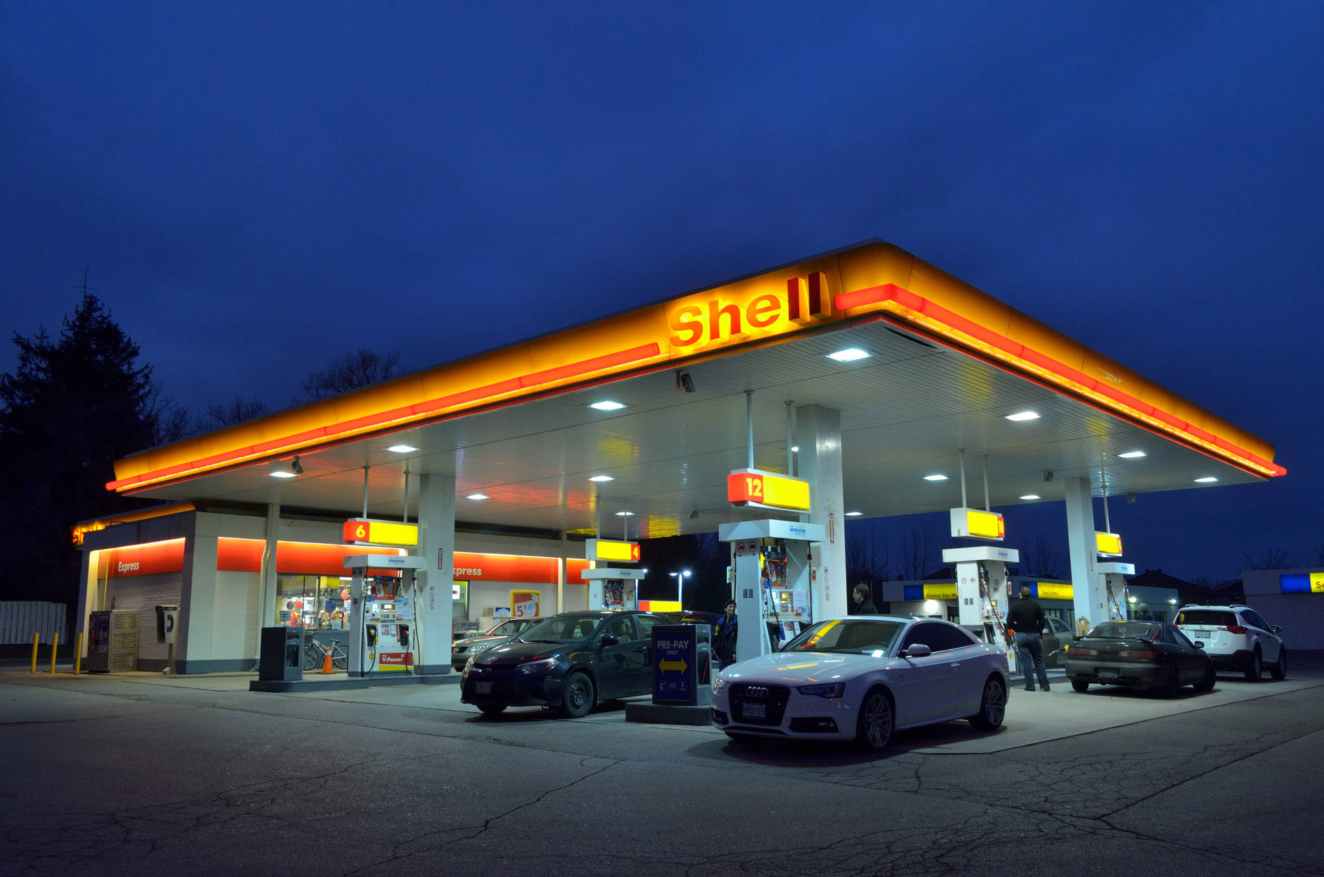 Shell Gas Station Wallpaper