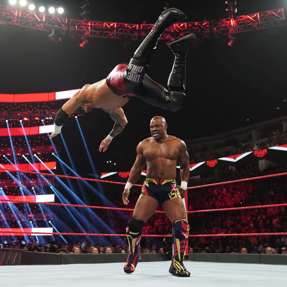 Shelton Benjamin WWE Raw Ricochet Drop Moirai stiloffset tapet. Wallpaper