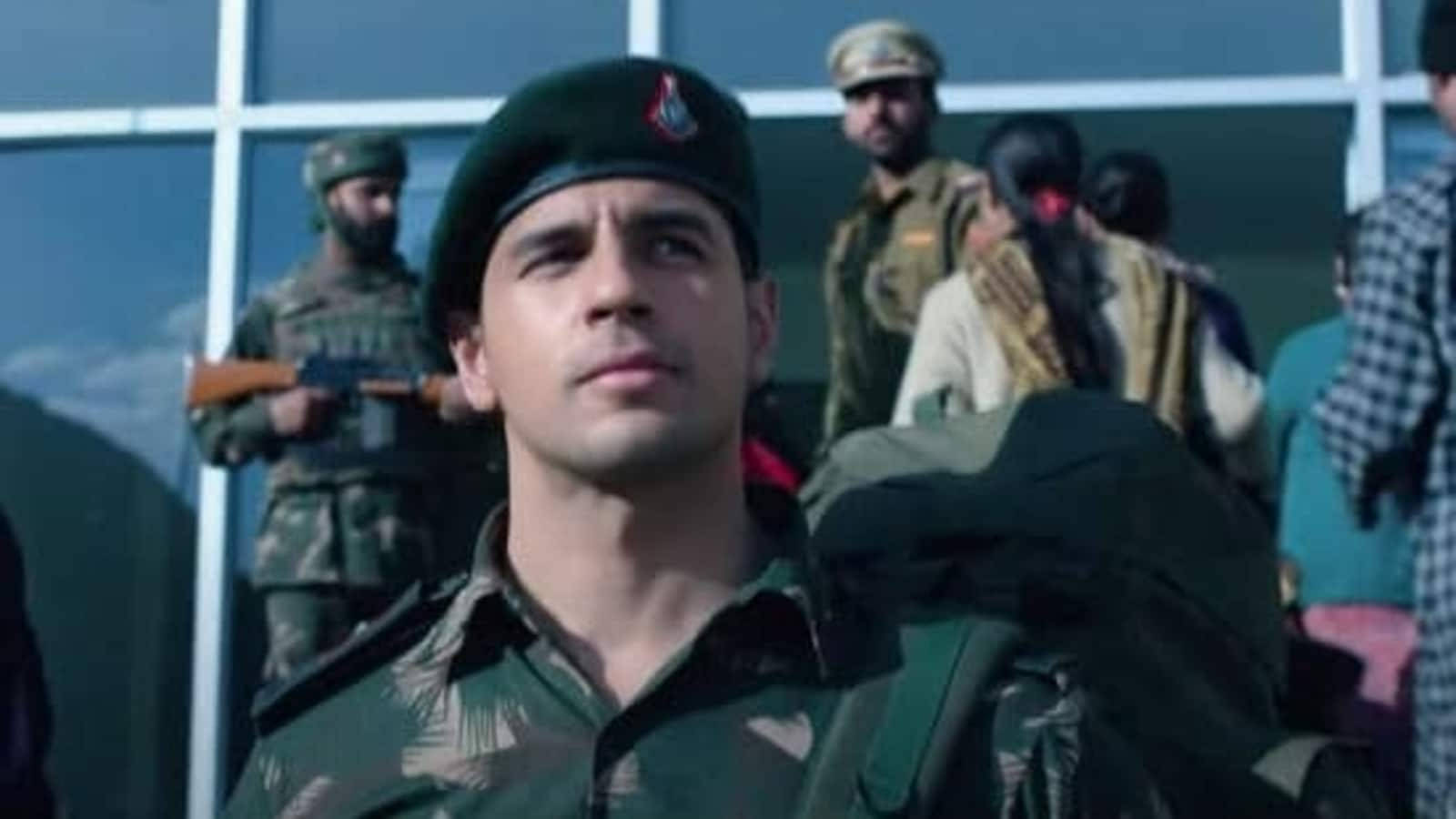 Shershaahsidharth Malhotra En Uniforme Militar. Fondo de pantalla