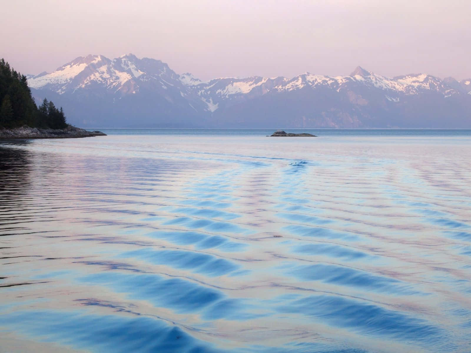 Shilak Lake Waves Glacier Bay National Park Wallpaper