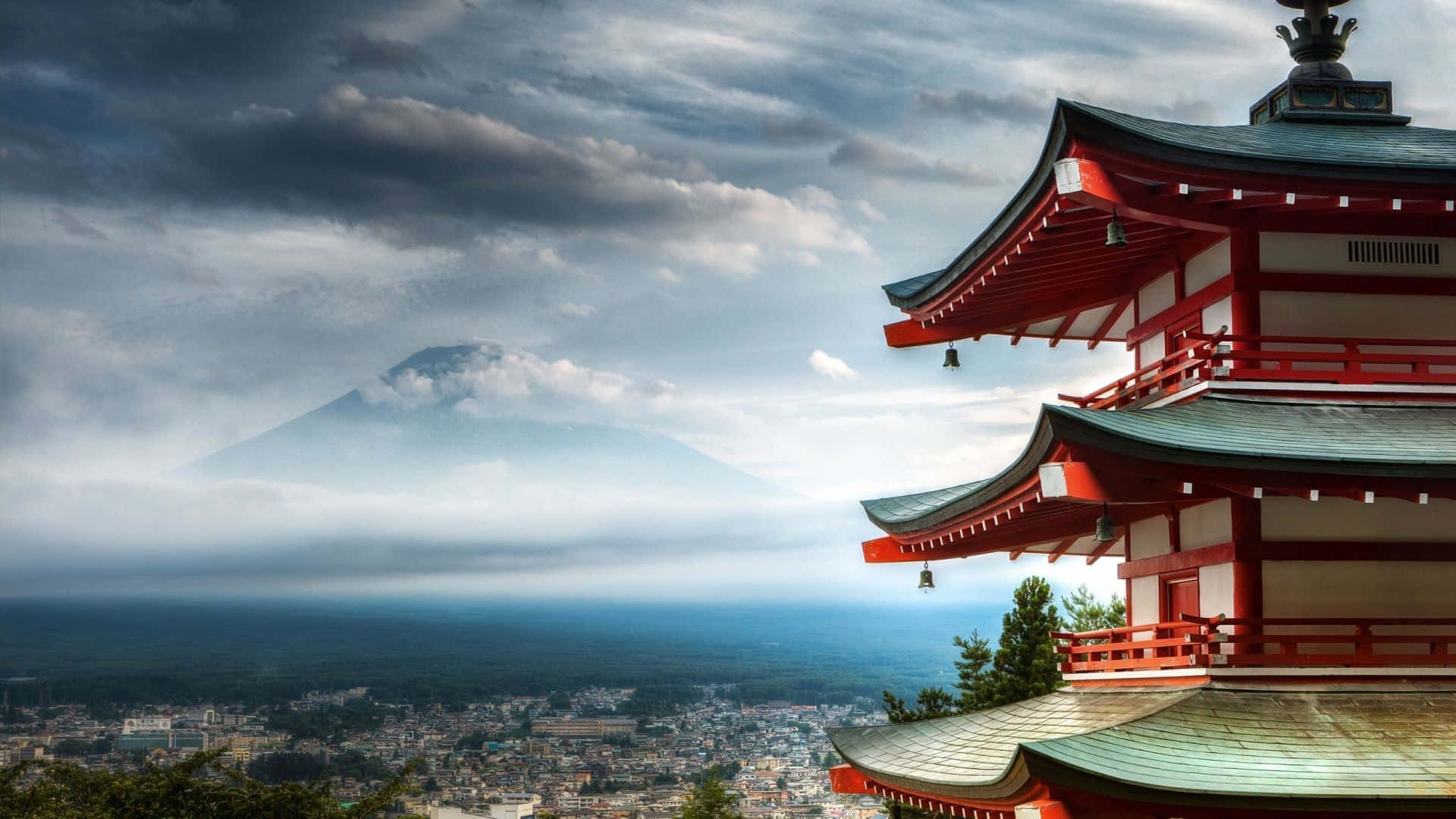 Santuariosereno Shinto En Japón. Fondo de pantalla