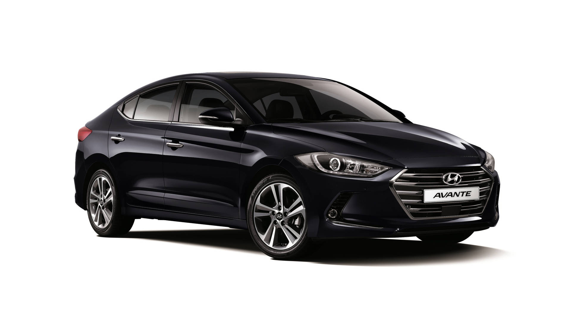 Shiny Black Hyundai Avante