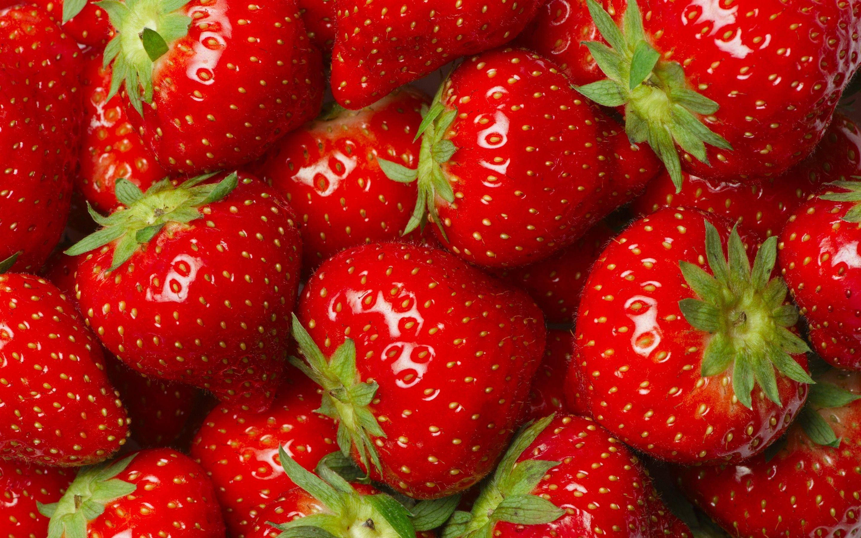 Shiny Fruits Strawberry Desktop Wallpaper