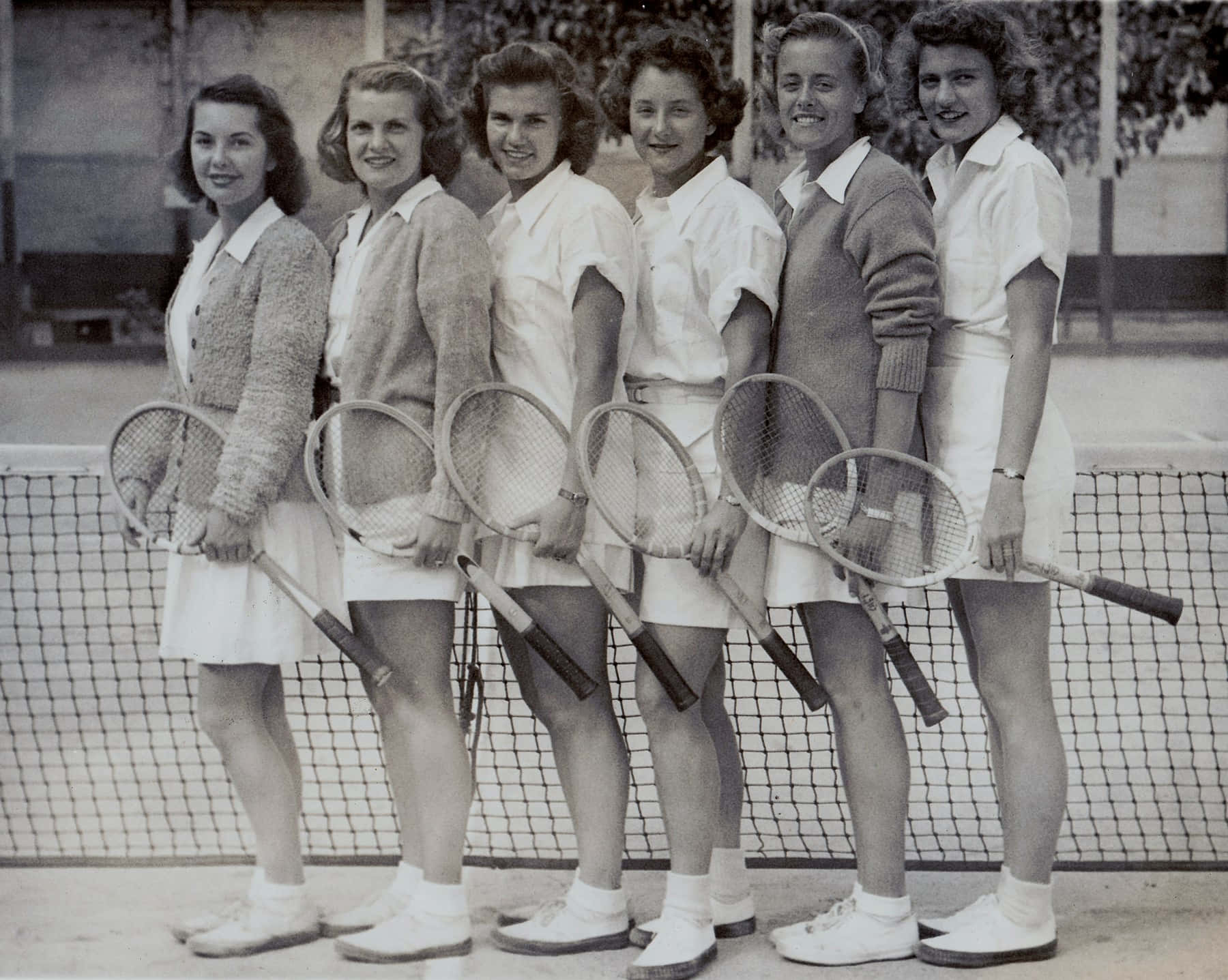 Shirley Fry Irvin, a Legend in U.S. Women's Doubles Tennis Wallpaper
