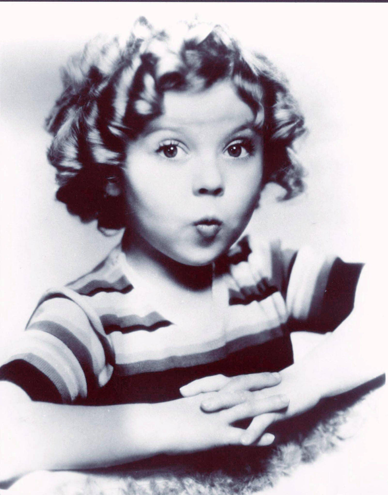 Shirley Temple In Striped T-shirt Wallpaper