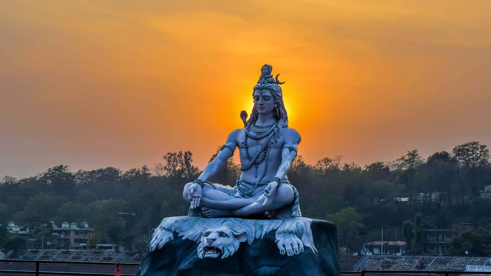 Immaginedi Lord Shiva In Equilibrio Cosmico