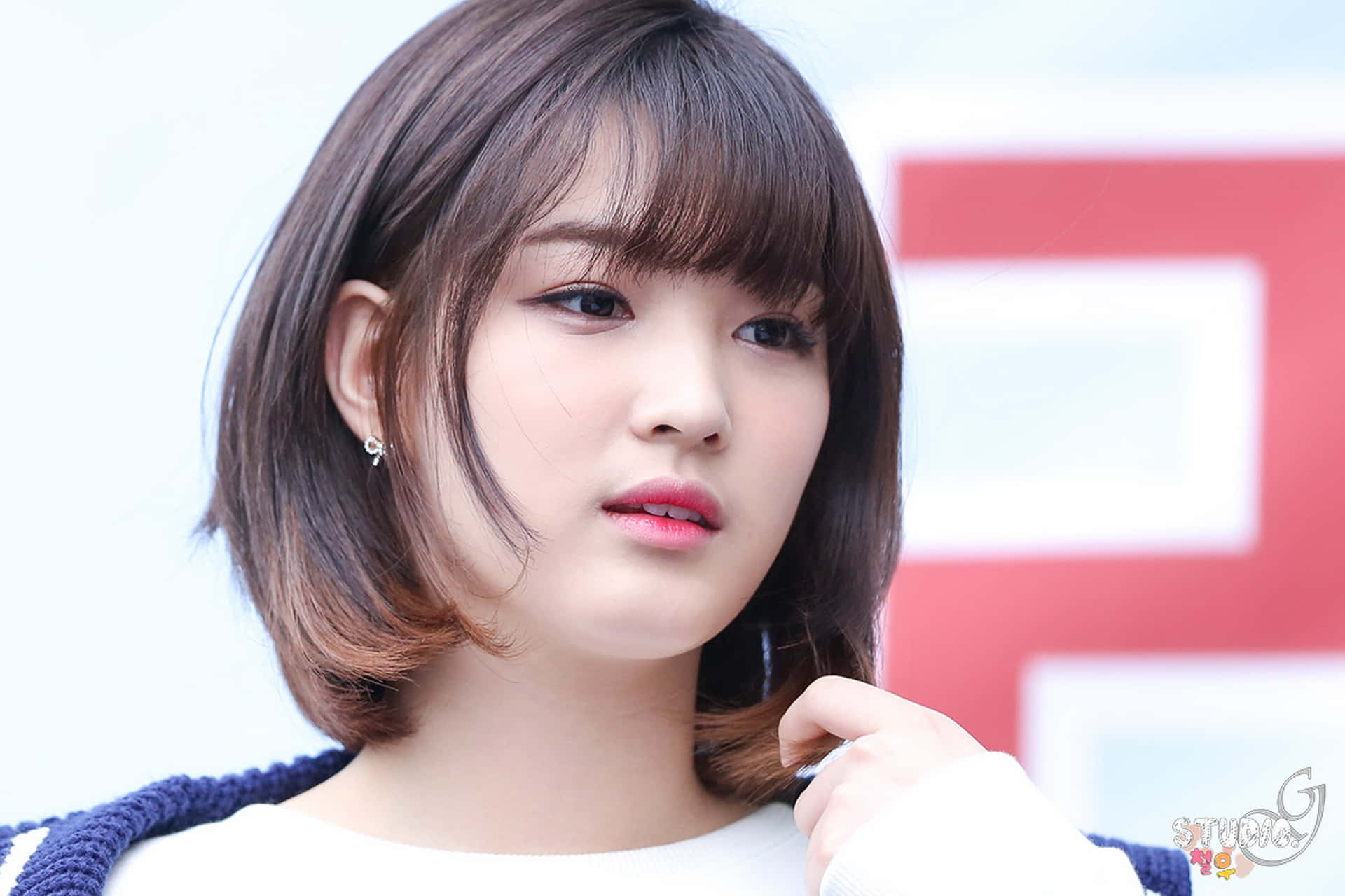 Portrait of a Cute Short-haired Korean Girl Wallpaper