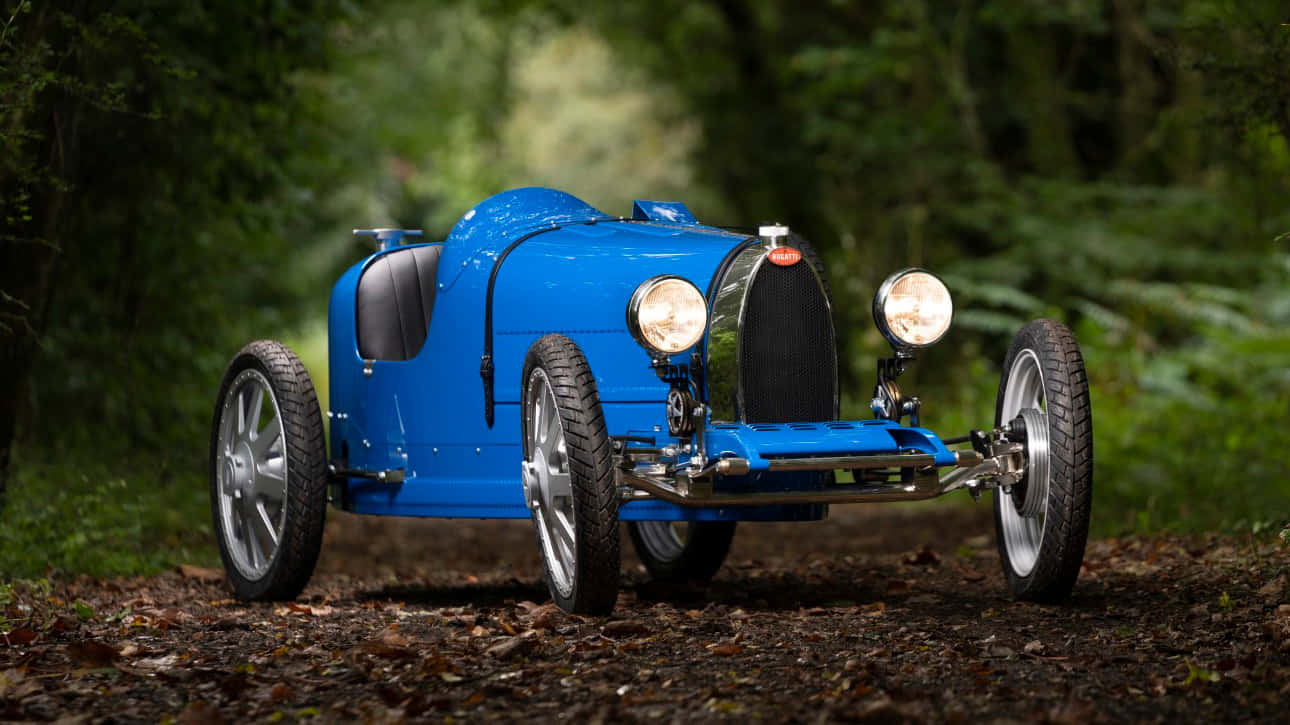 Showcase Of Vintage Elegance - Bugatti Type 35 Wallpaper